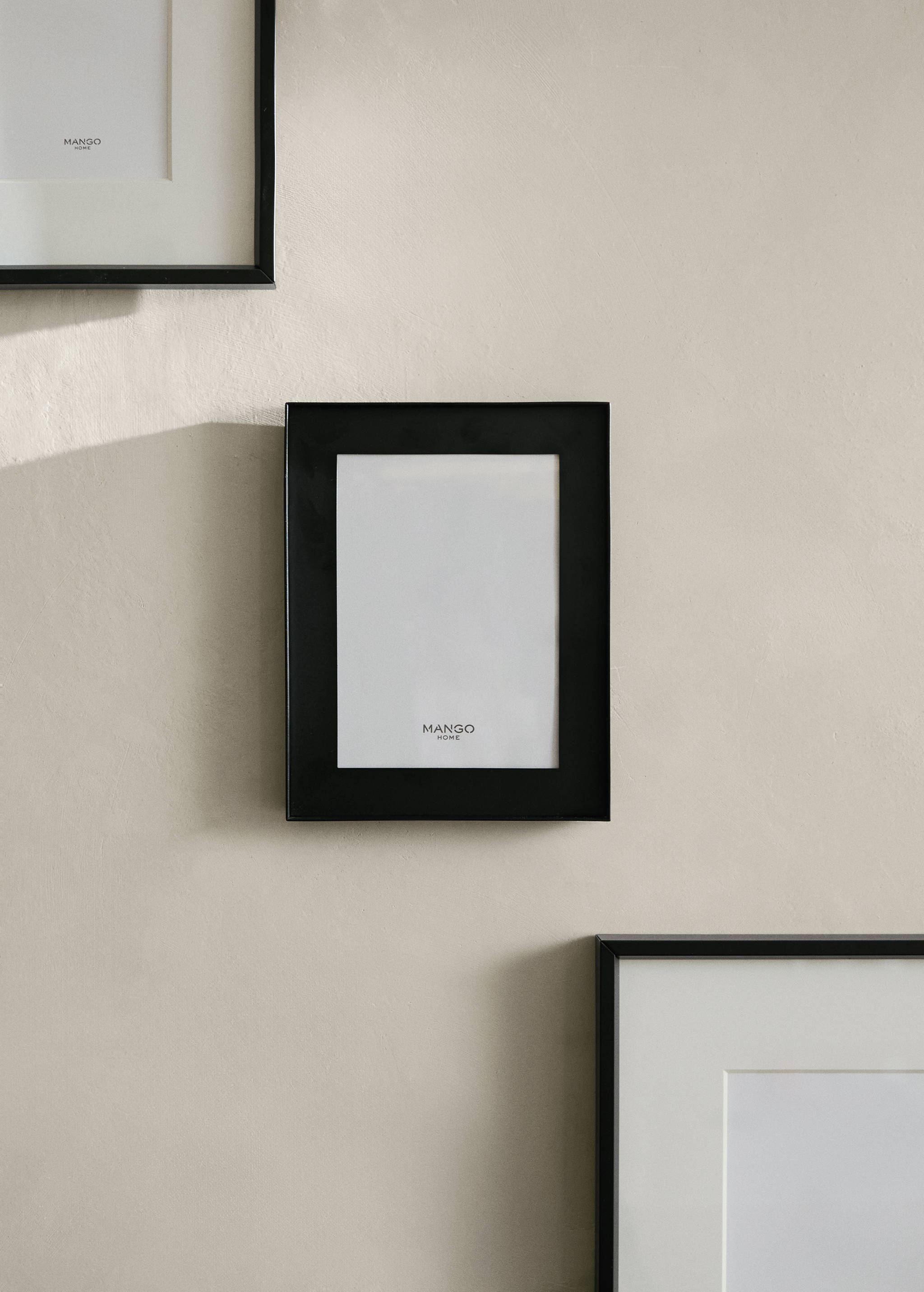 Einfarbiger rechteckiger Rahmen mit Standfuß, groß - Allgemeine Ansicht