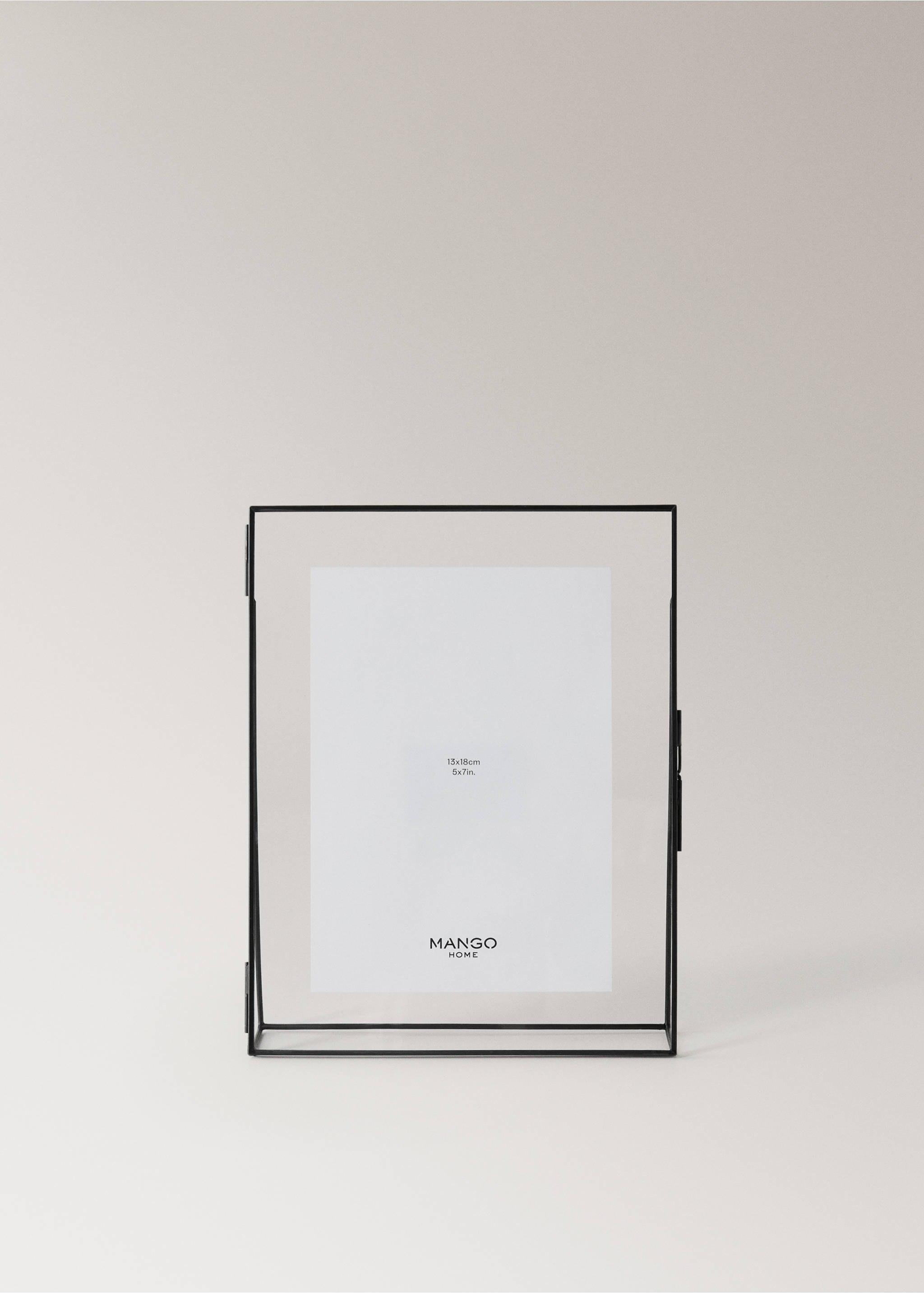 Veliki trokutasti metalni okvir za dekoraciju stola - Artikl bez modela, Crna. Ref: 17011552-00.