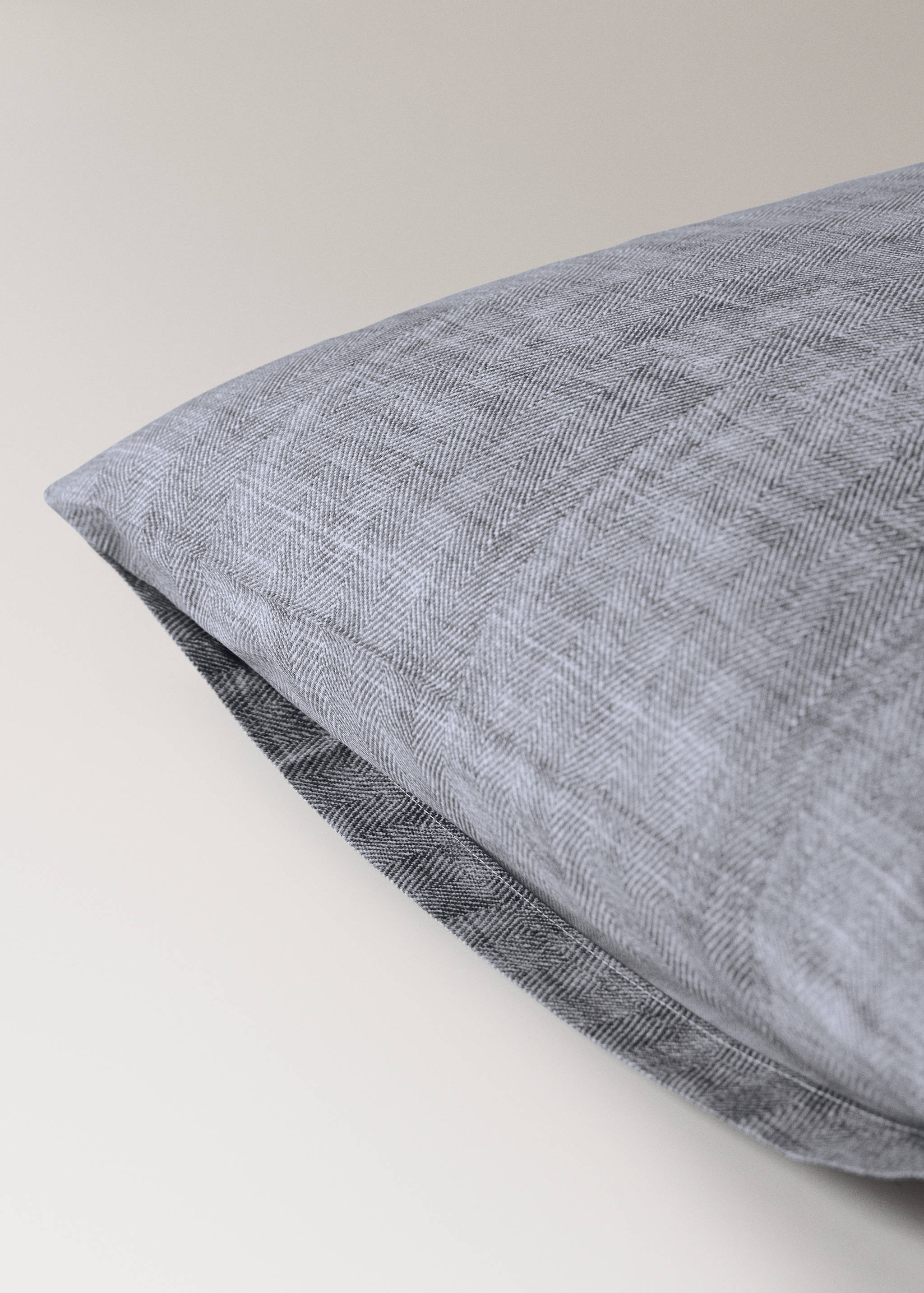 Two percale cotton herringbone-print pillowcases 50x75 cm - Details of the article 3