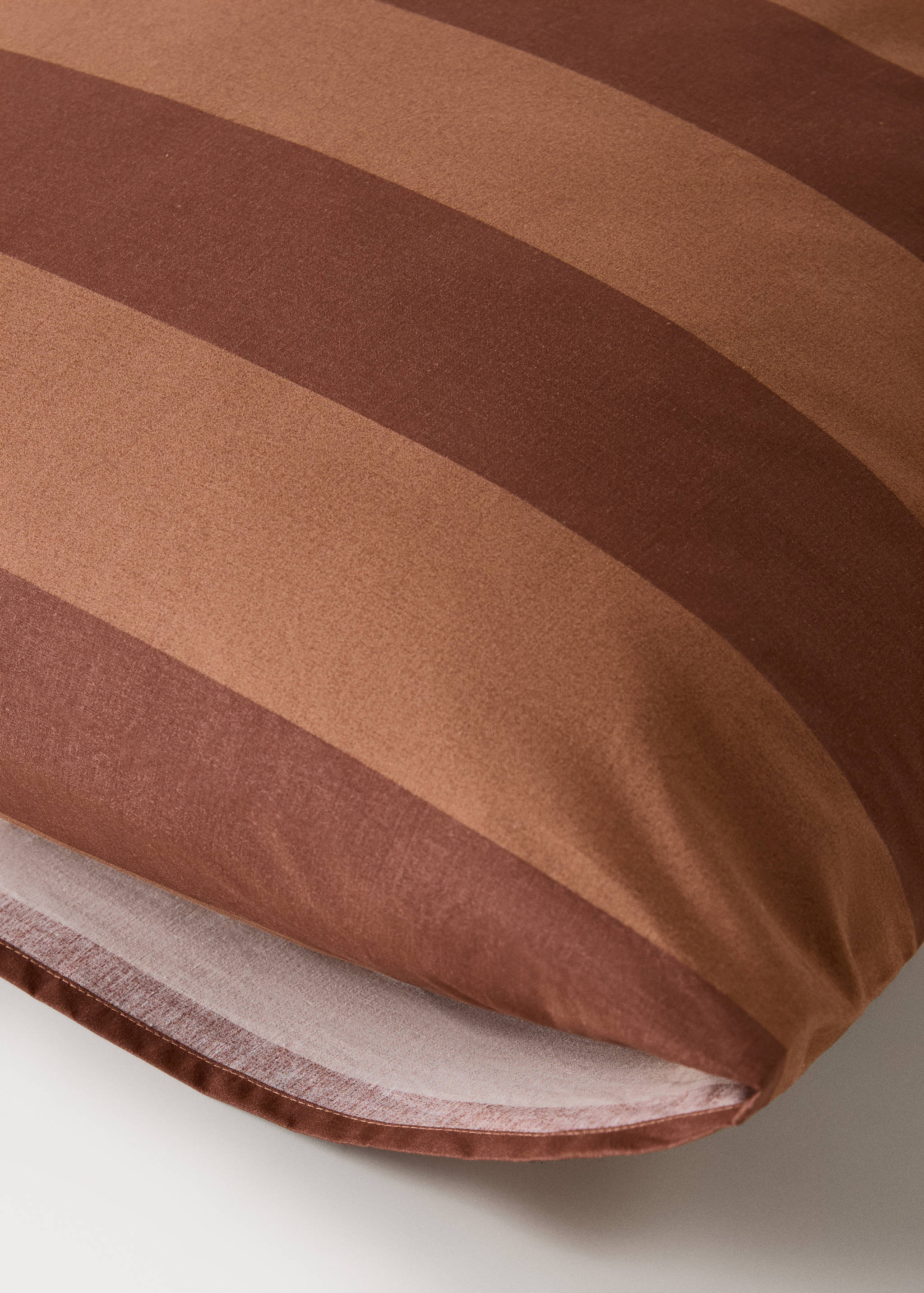 Deux taies d'oreiller en percale de coton rayures 50x75 cm - Détail de l'article 2