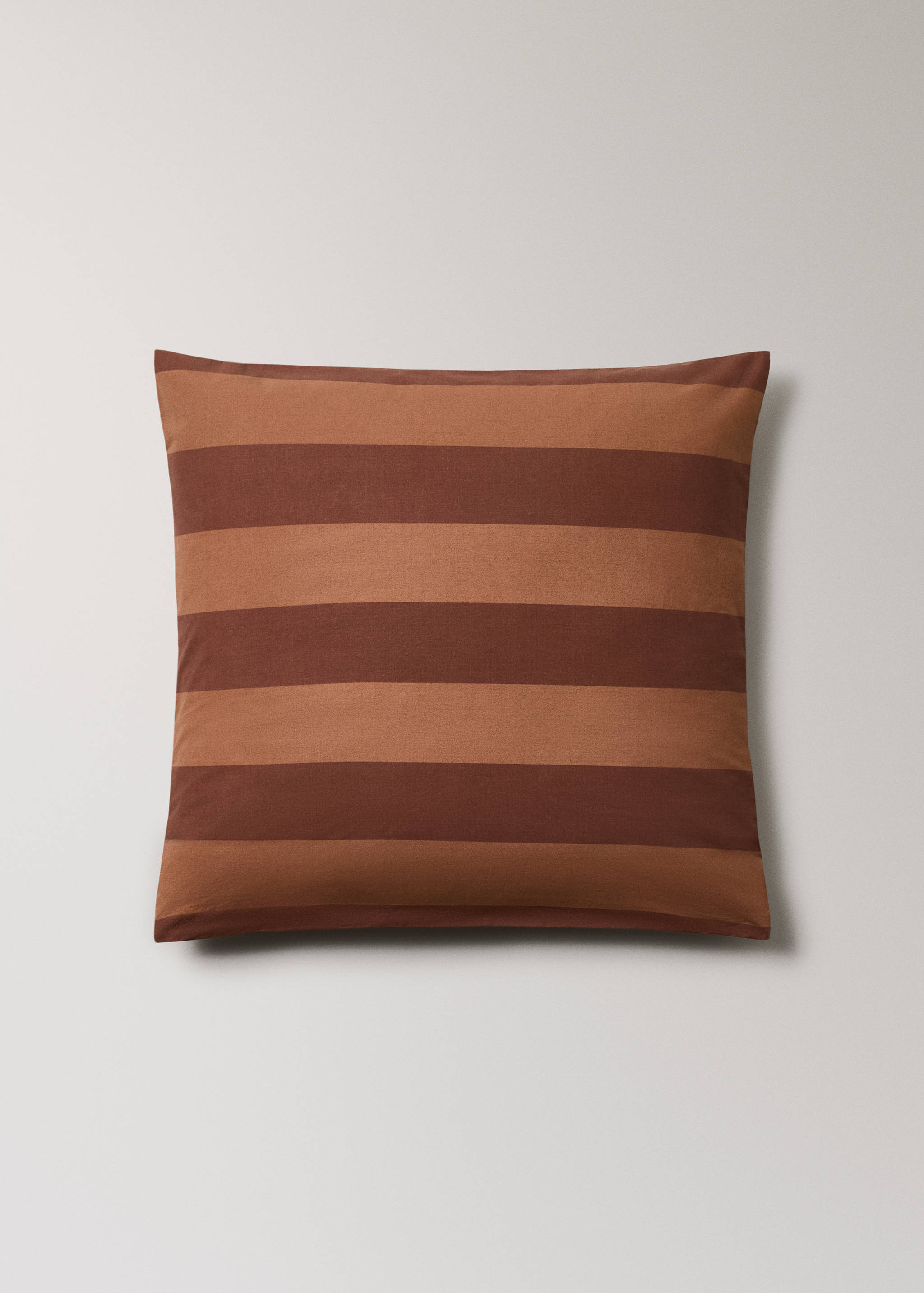 Zwei Kopfkissenbezüge aus Baumwoll-Perkal mit Streifen, 60 x 60 cm - Artikel ohne Model