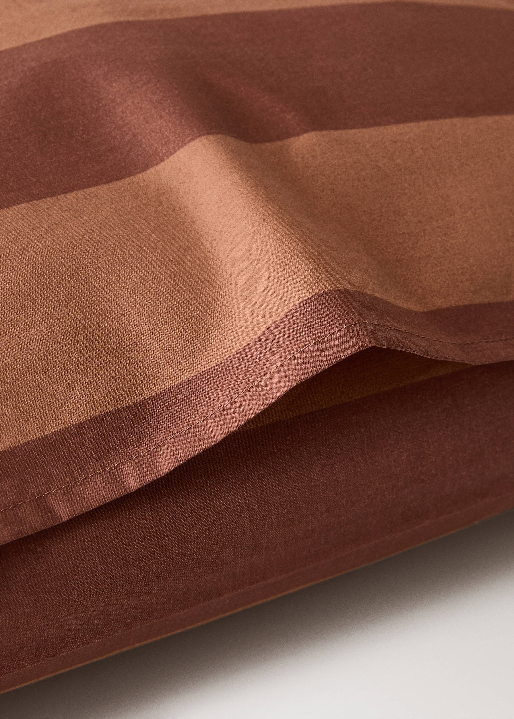 Zwei Kopfkissenbezüge aus Baumwoll-Perkal mit Streifen, 60 x 60 cm - Detail des Artikels 3