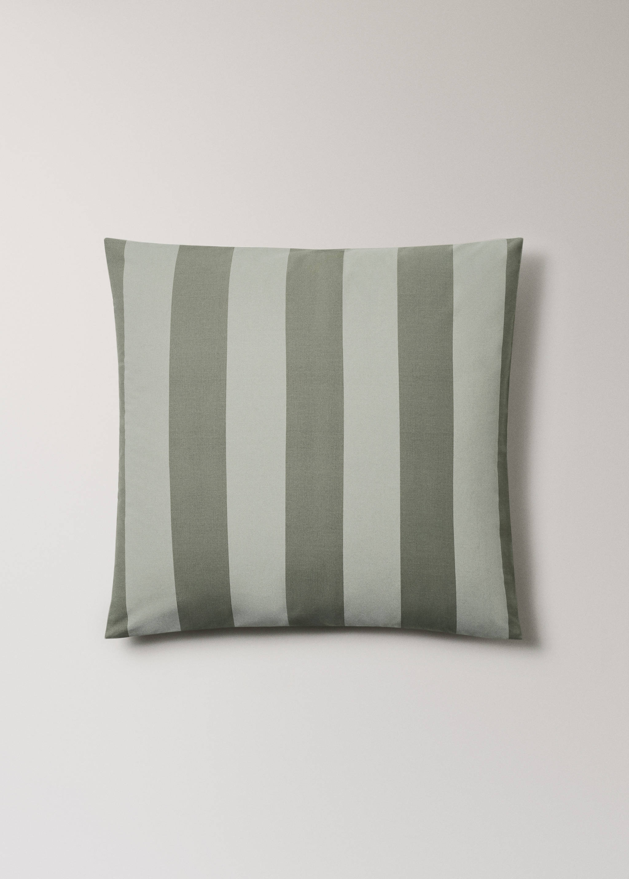 Zwei Kopfkissenbezüge aus Baumwoll-Perkal mit Streifen, 60 x 60 cm - Artikel ohne Model