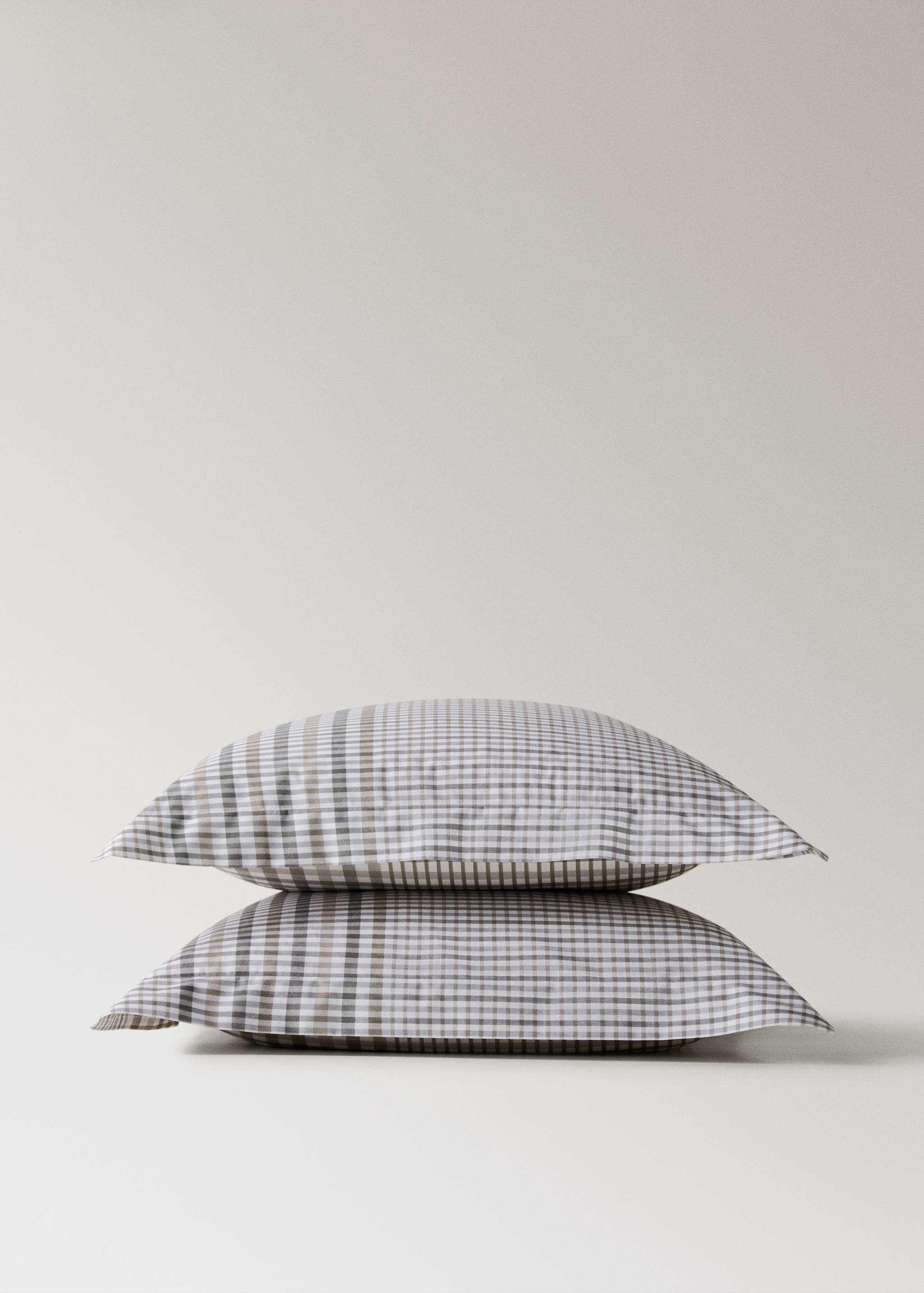 Μαξιλαροθήκη από βαμβάκι περκάλι 200 κλωστών με καρό σχέδιο 60x60 εκ - Λεπτομέρεια του προϊόντος 1