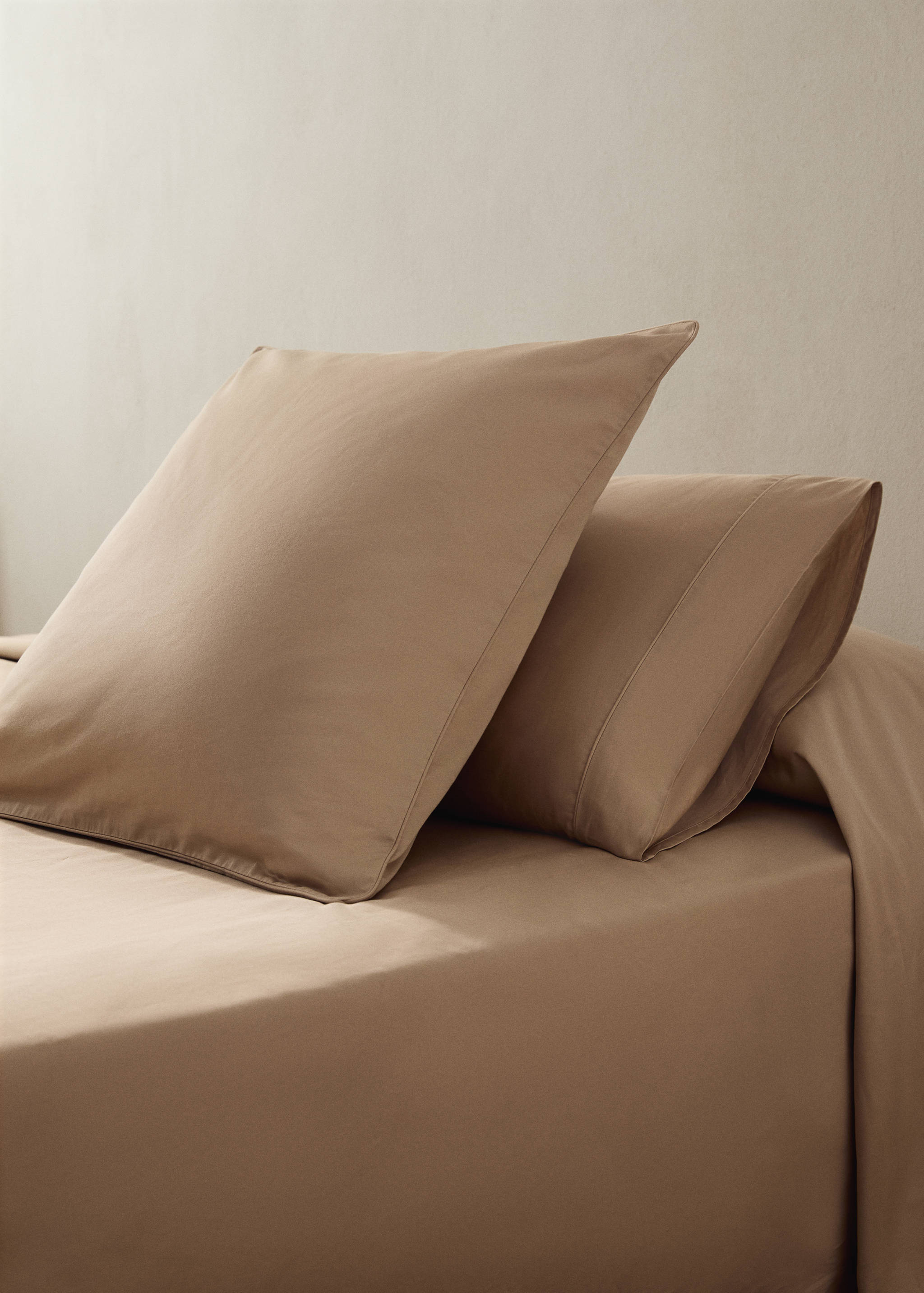 600-thread count satin cotton pillowcase, 45x110 cm - General plane