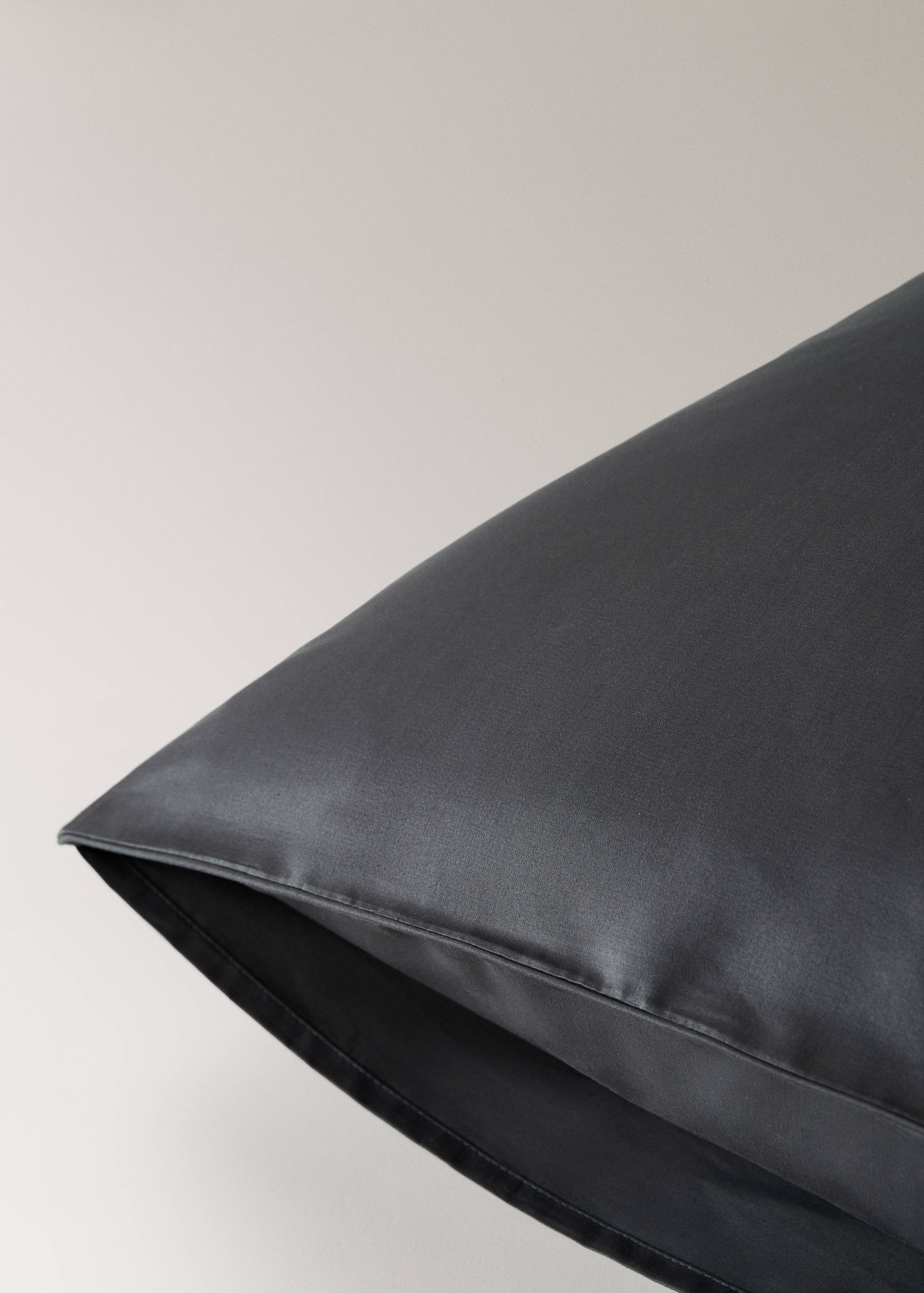 Zwei Kopfkissenbezüge aus Baumwollsatin, 600er Fadendichte, 60 x 60 cm - Detail des Artikels 2