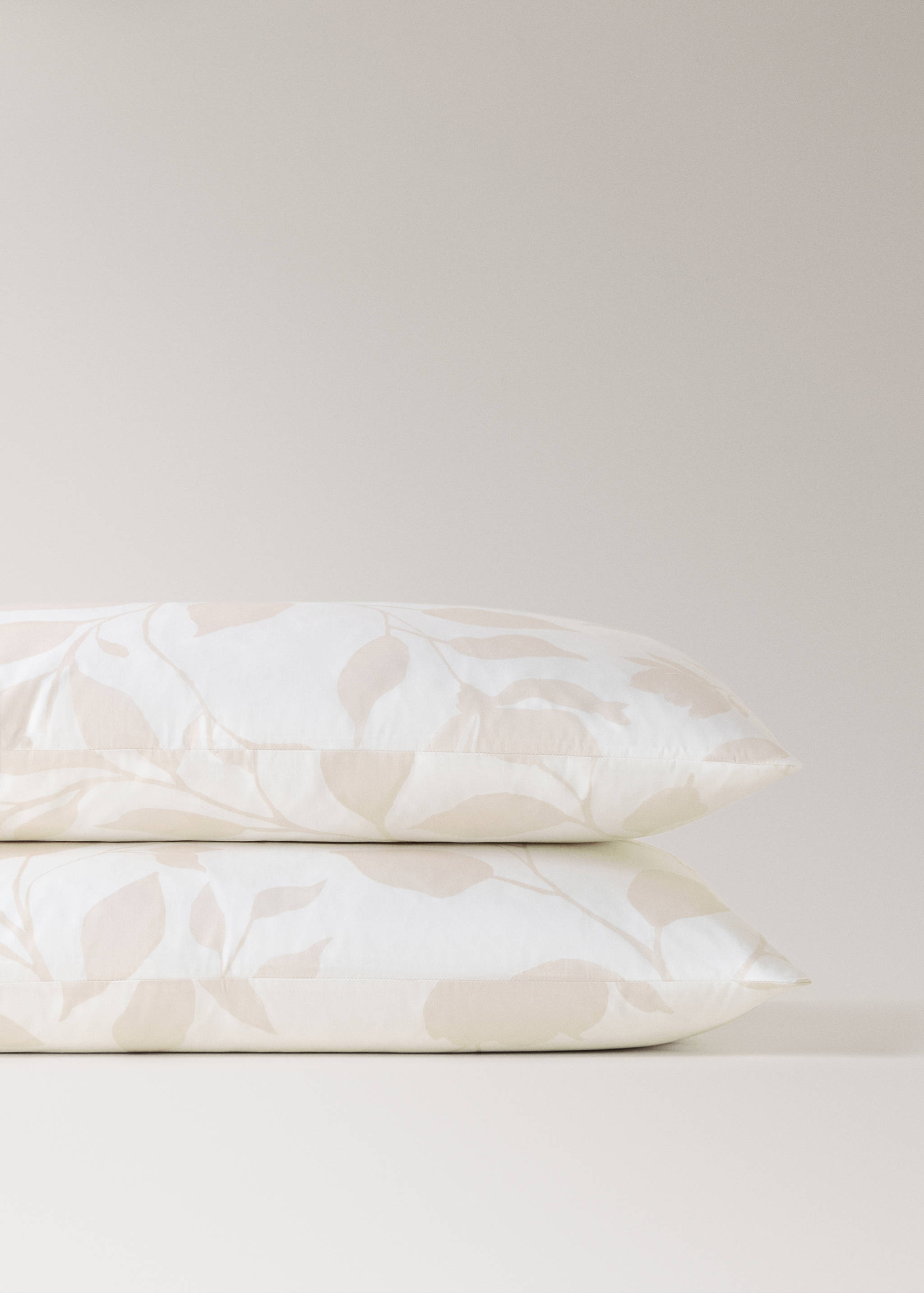Two percale cotton floral-print pillowcases 50x75 cm - Details of the article 1