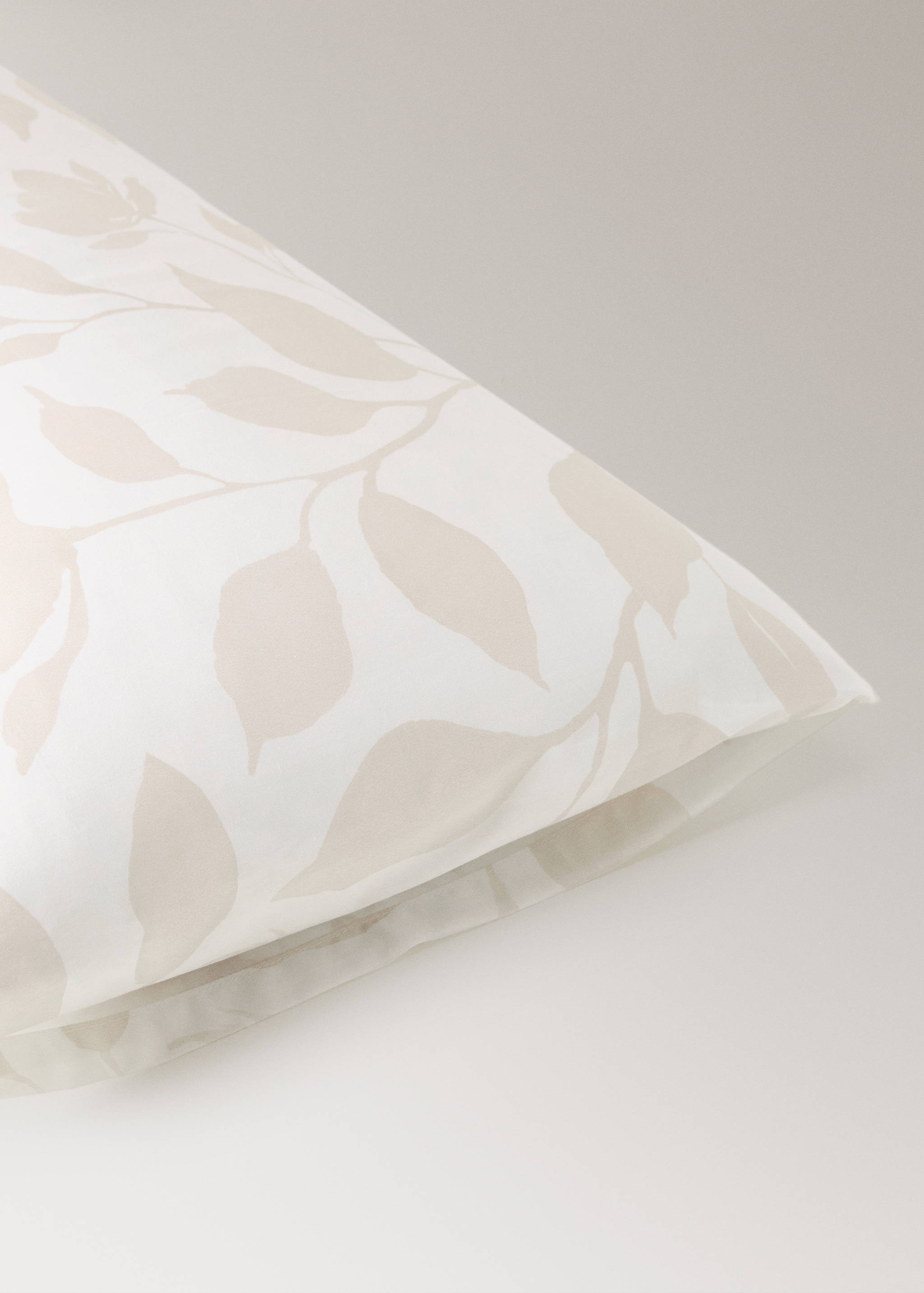 Two percale cotton floral-print pillowcases 50x75 cm - Details of the article 2