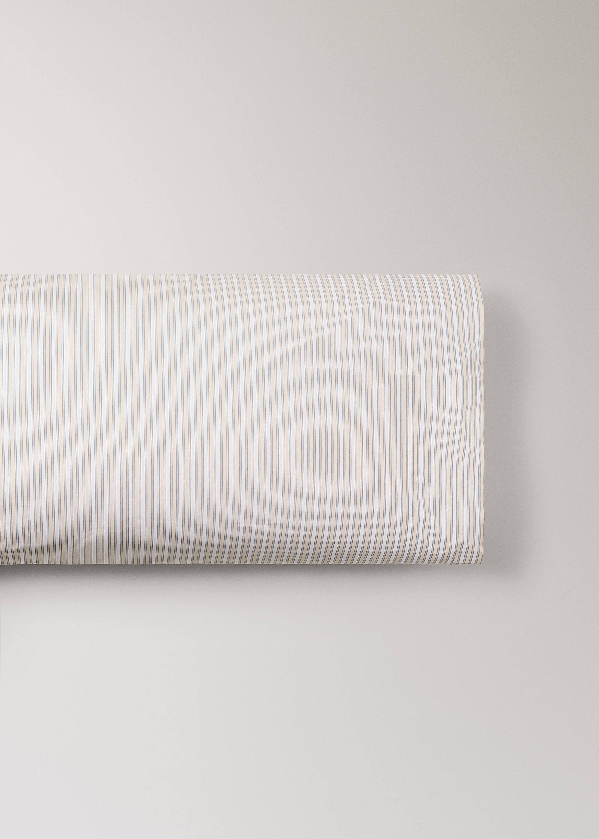 Percale cotton pillowcase with fine stripe print 45x110 cm - Article without model