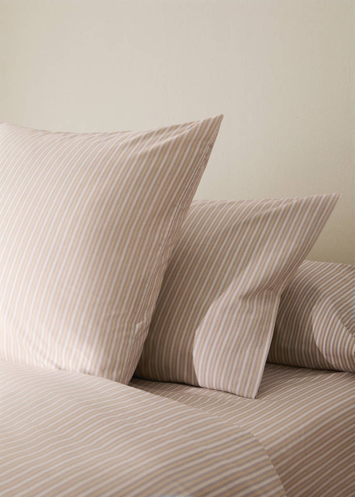Percale cotton pillowcase with fine stripe print 60x60 cm — Vanilla