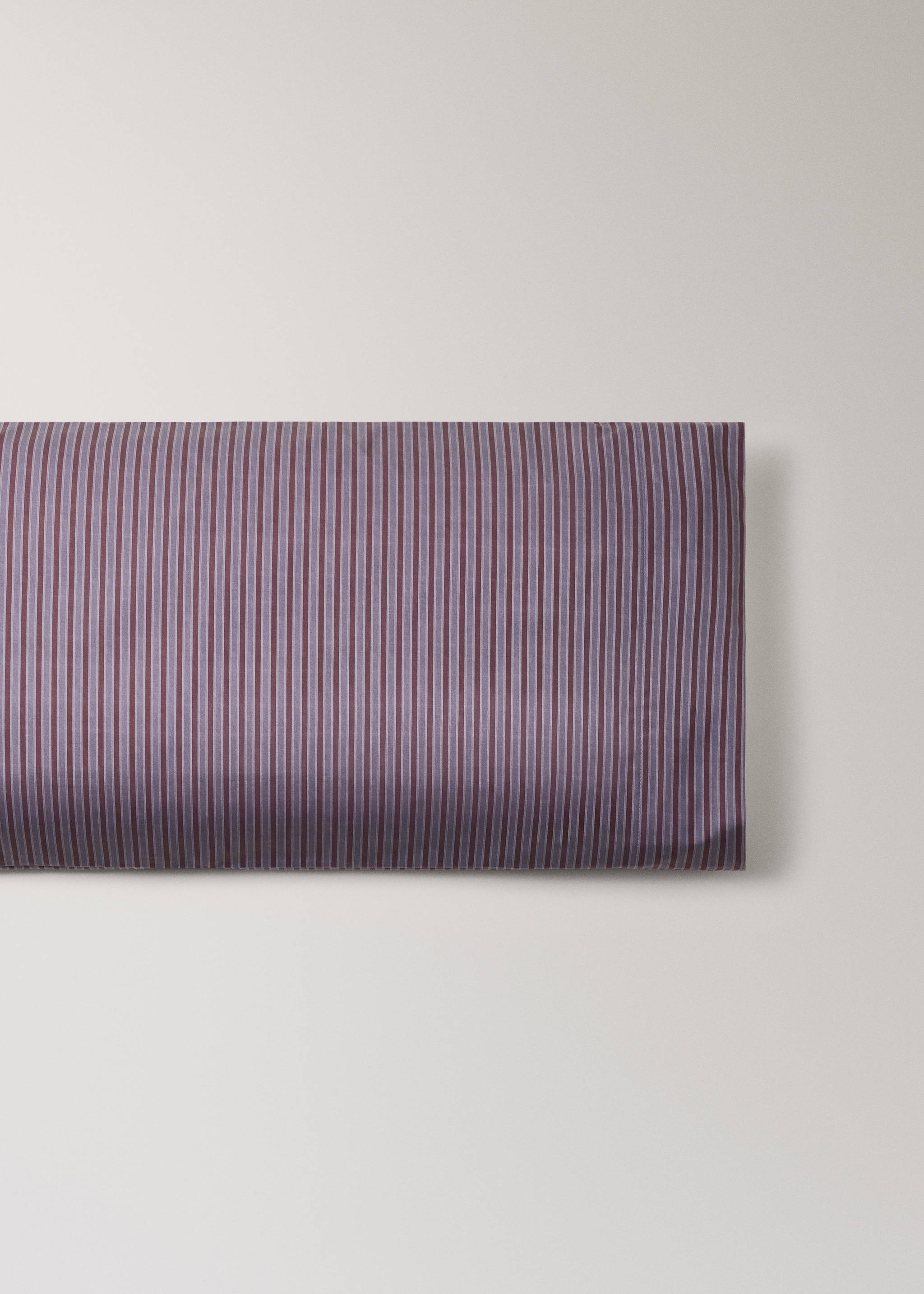 Poszewka na poduszkę z bawełnianego perkalu w kwiatowy wzór 45x110 cm - Artykuł bez modela/modelki