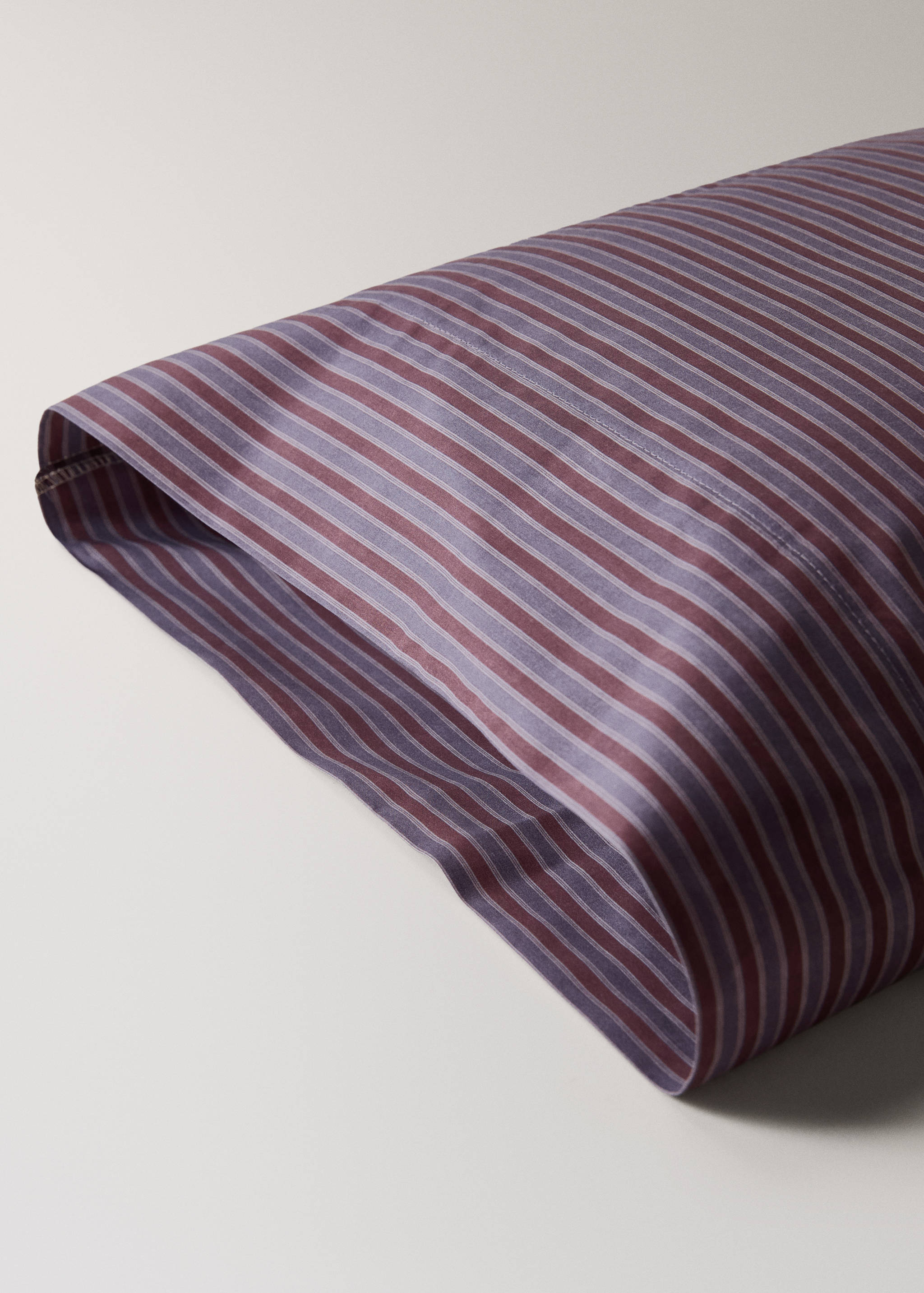 Poszewka na poduszkę z bawełnianego perkalu w kwiatowy wzór 45x110 cm - Szczegóły artykułu 2