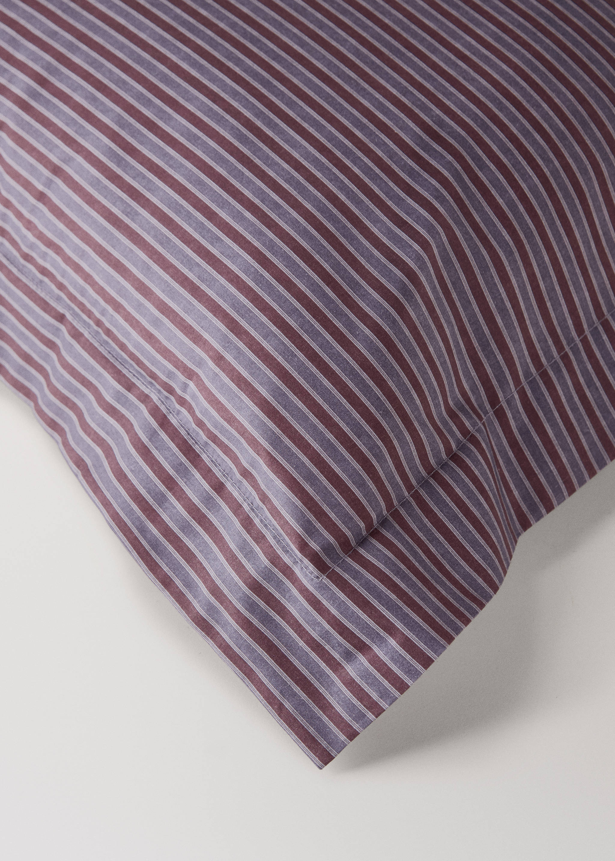 Dwie poszewki na poduszki z bawełnianego perkalu z kwiatowym wzorem 60x60cm - Szczegóły artykułu 3