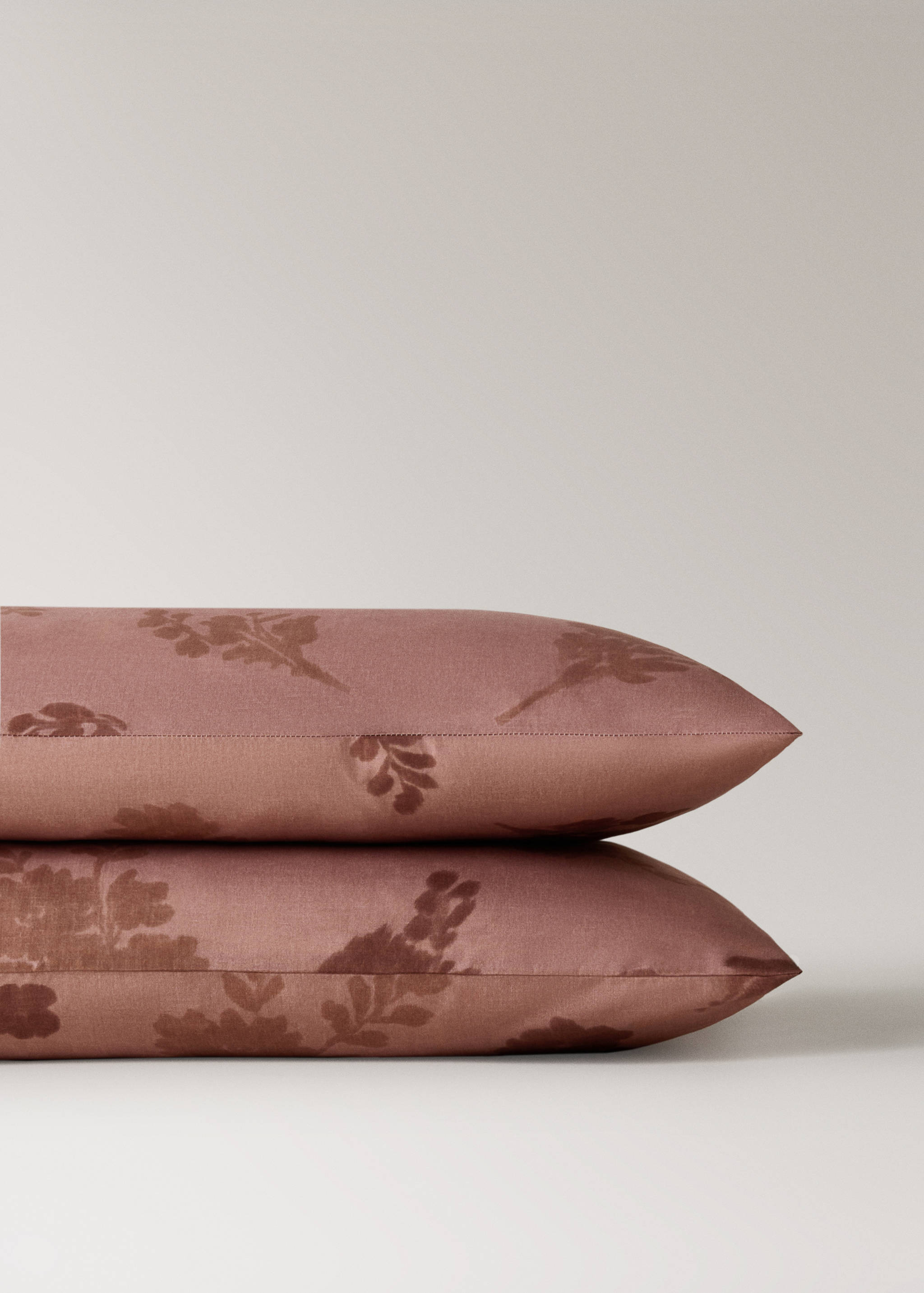Zwei Kopfkissenbezüge aus Baumwoll-Perkal, 200er Fadendichte, verblasstes Blumenmuster, 50 x 75 cm - Detail des Artikels 1