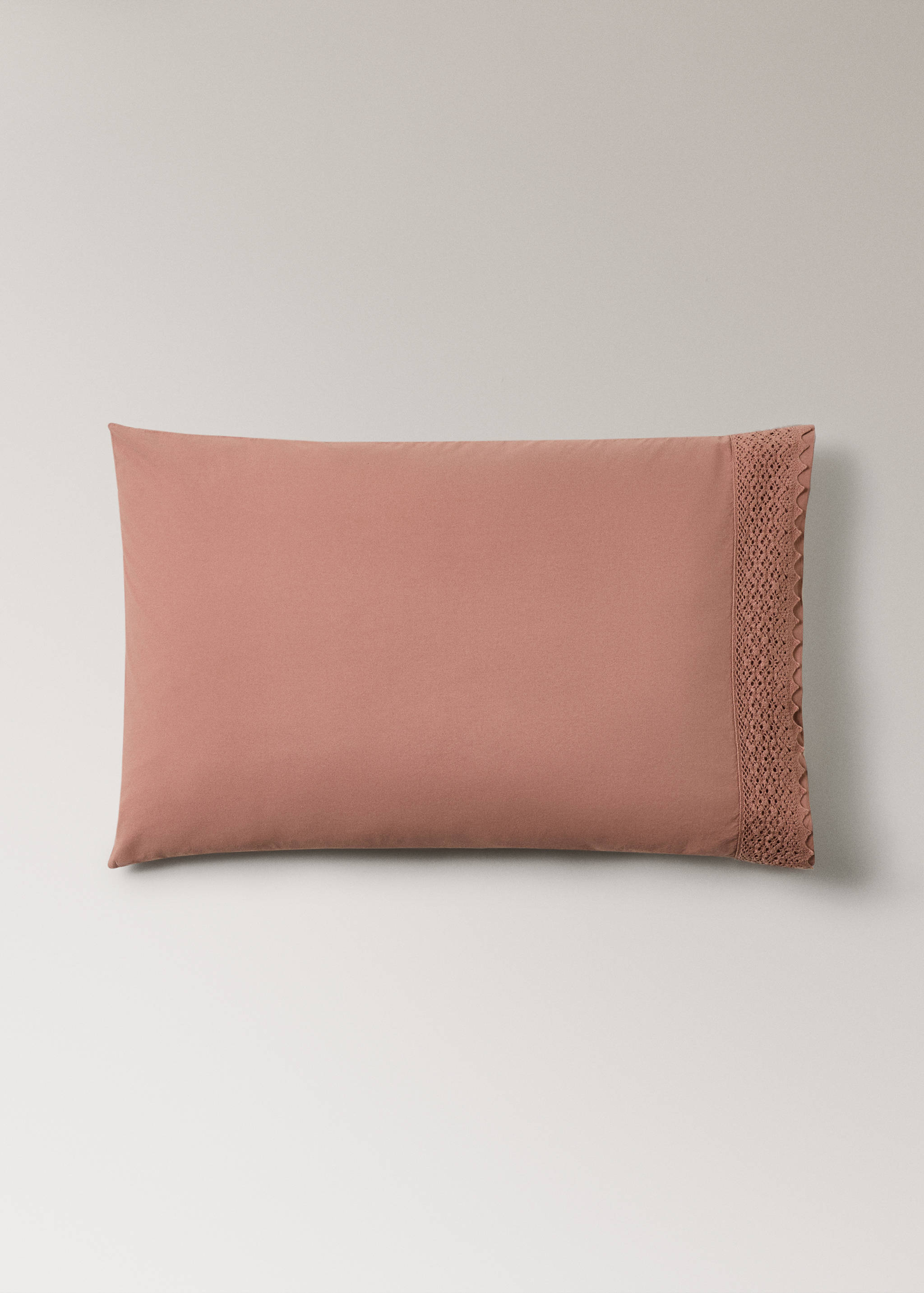 Two washed cotton pillowcases with lace trim 50x75 cm - Article without model