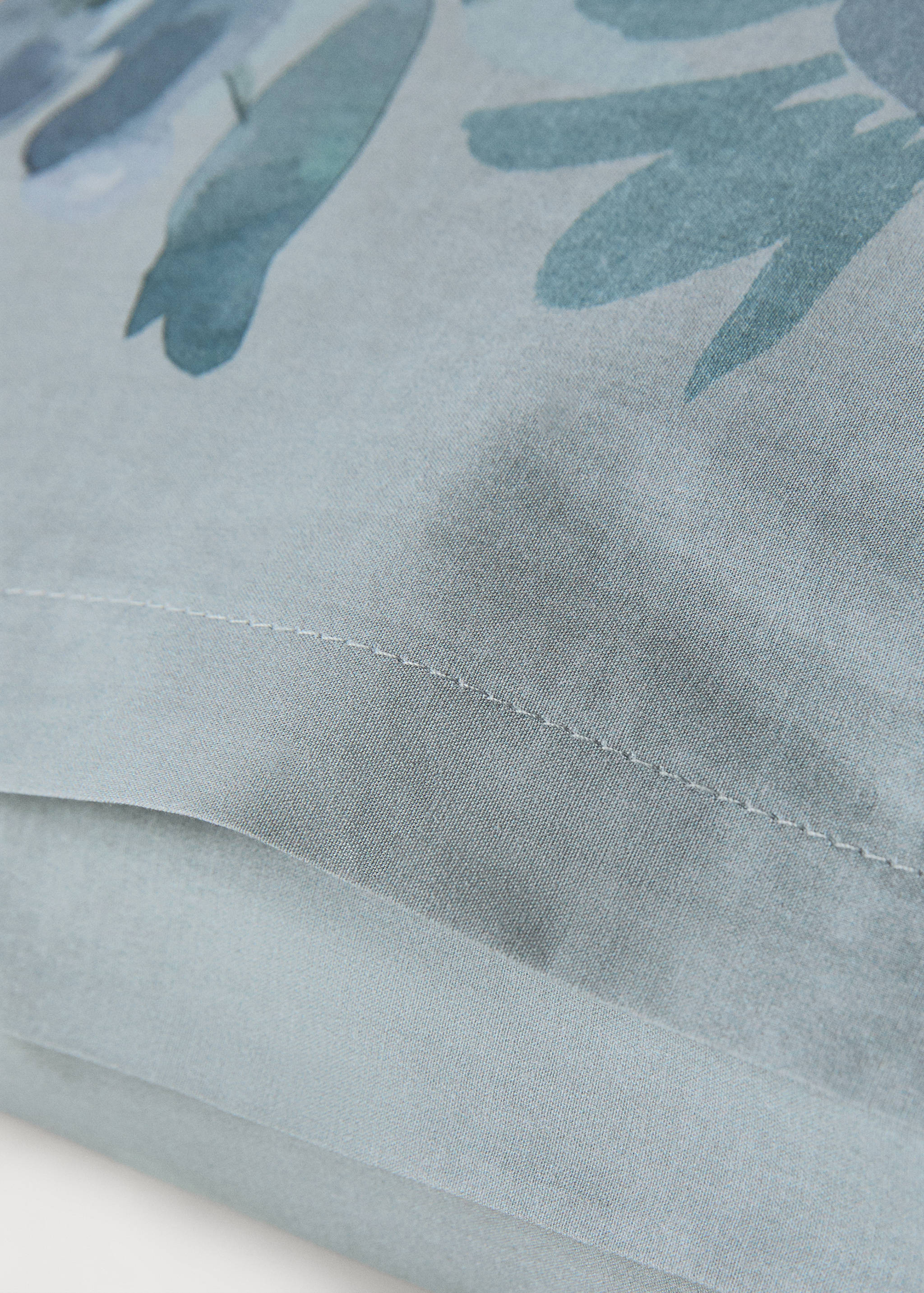 Kissenbezug aus Baumwollperkal mit Aquarell-Blumenmuster 50x75 cm - Detail des Artikels 3