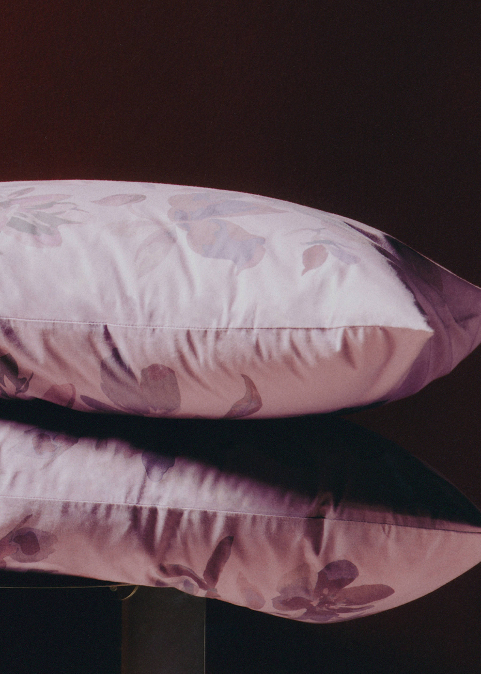 Kissenbezug aus Baumwollperkal mit Aquarell-Blumenmuster 50x75 cm - Detail des Artikels 7