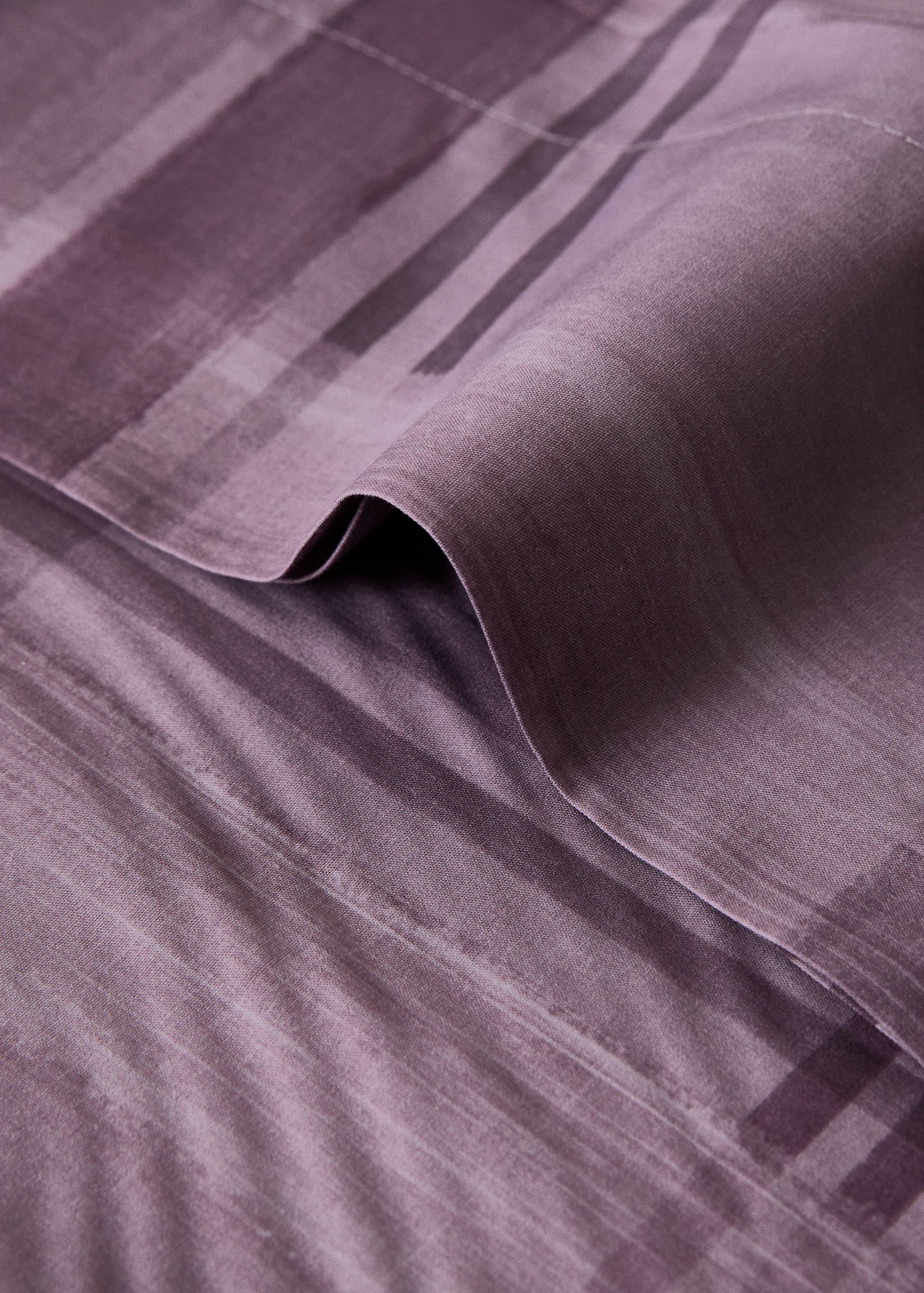 Percale cotton watercolour check-print pillowcase 45x110cm - Details of the article 1