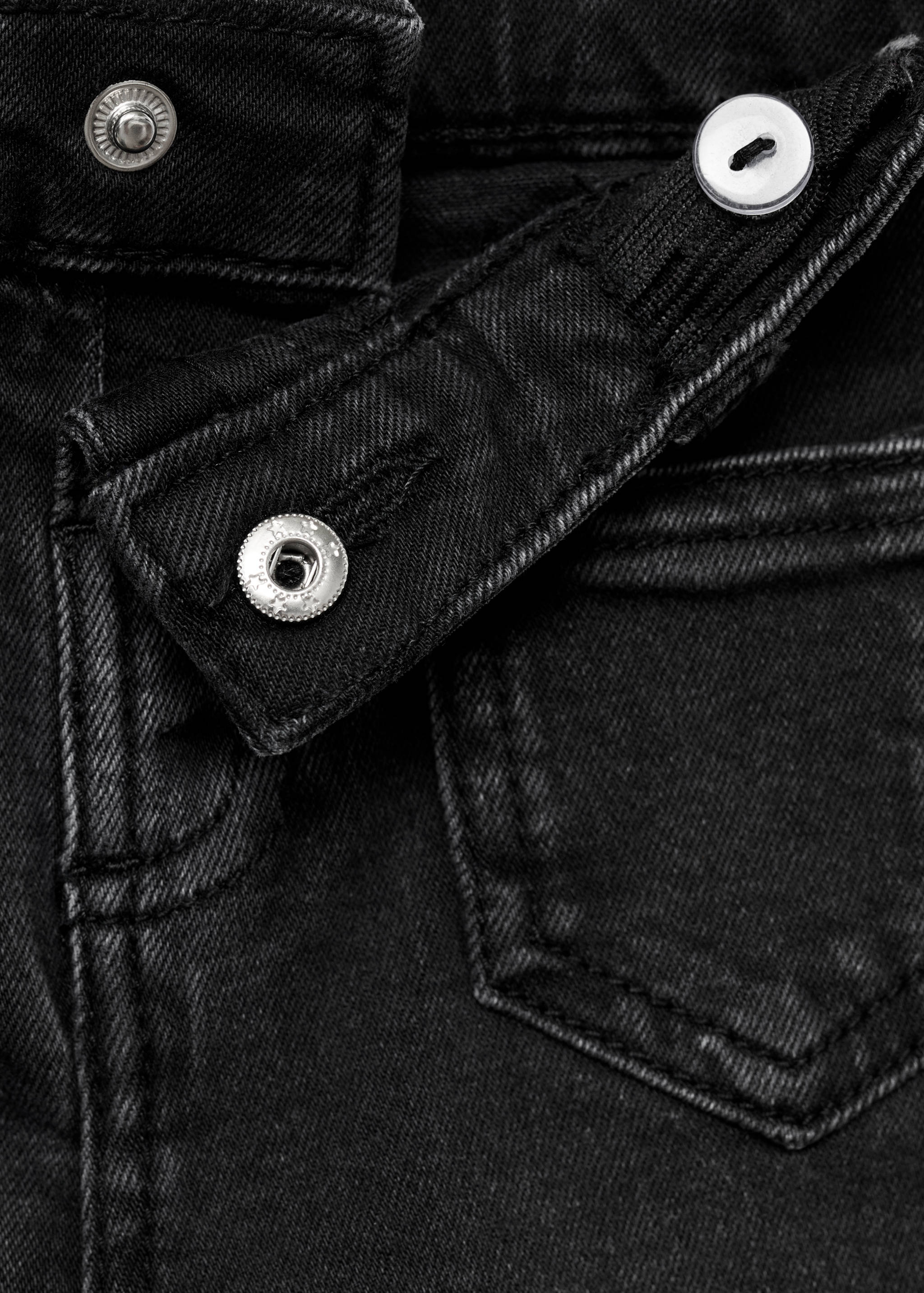 Flared-Jeans mit ausgefranstem Saum - Detail des Artikels 8