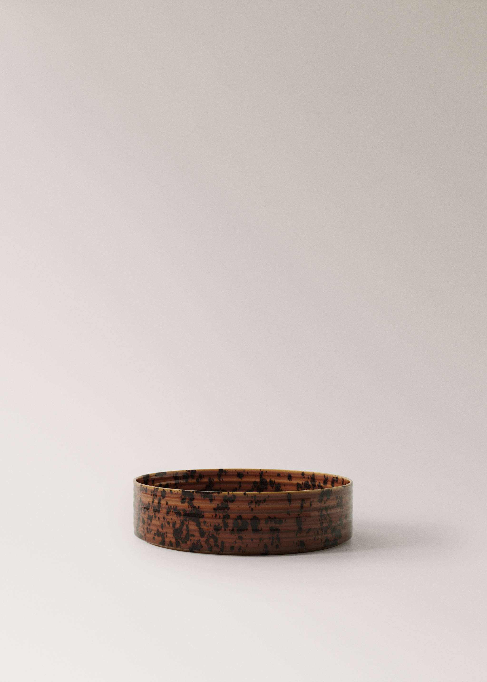 Medelstor skål i keramik med reaktiv glasyr - Artikel utan modell