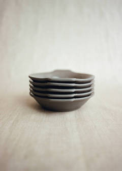 Recycled stoneware casserole dish — Medium Brown 4