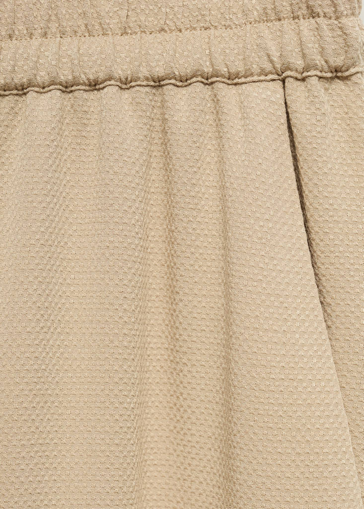 Straight-fit trousers with elastic waist — Beige