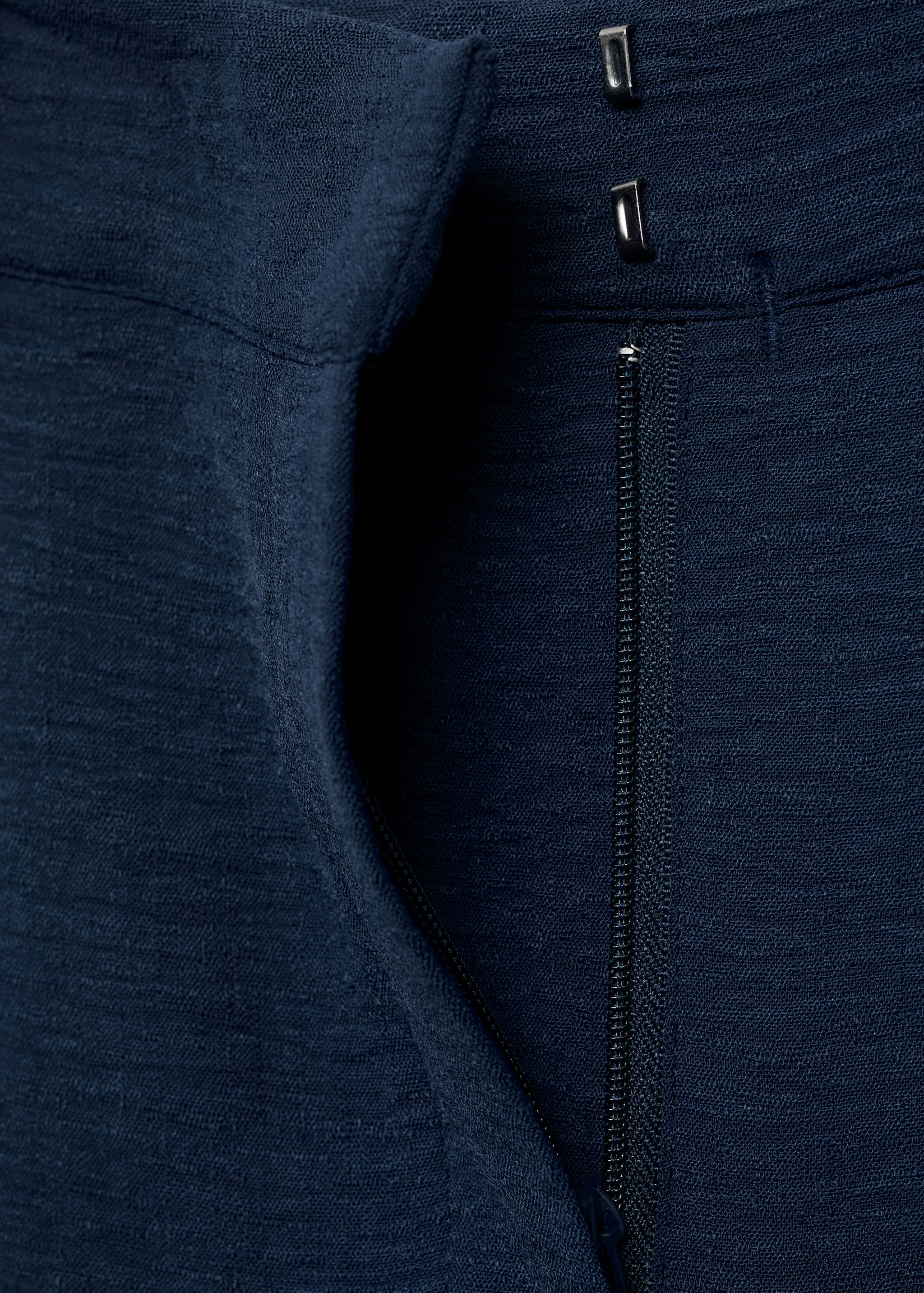 Straight-fit pleated pants - Details of the article 0