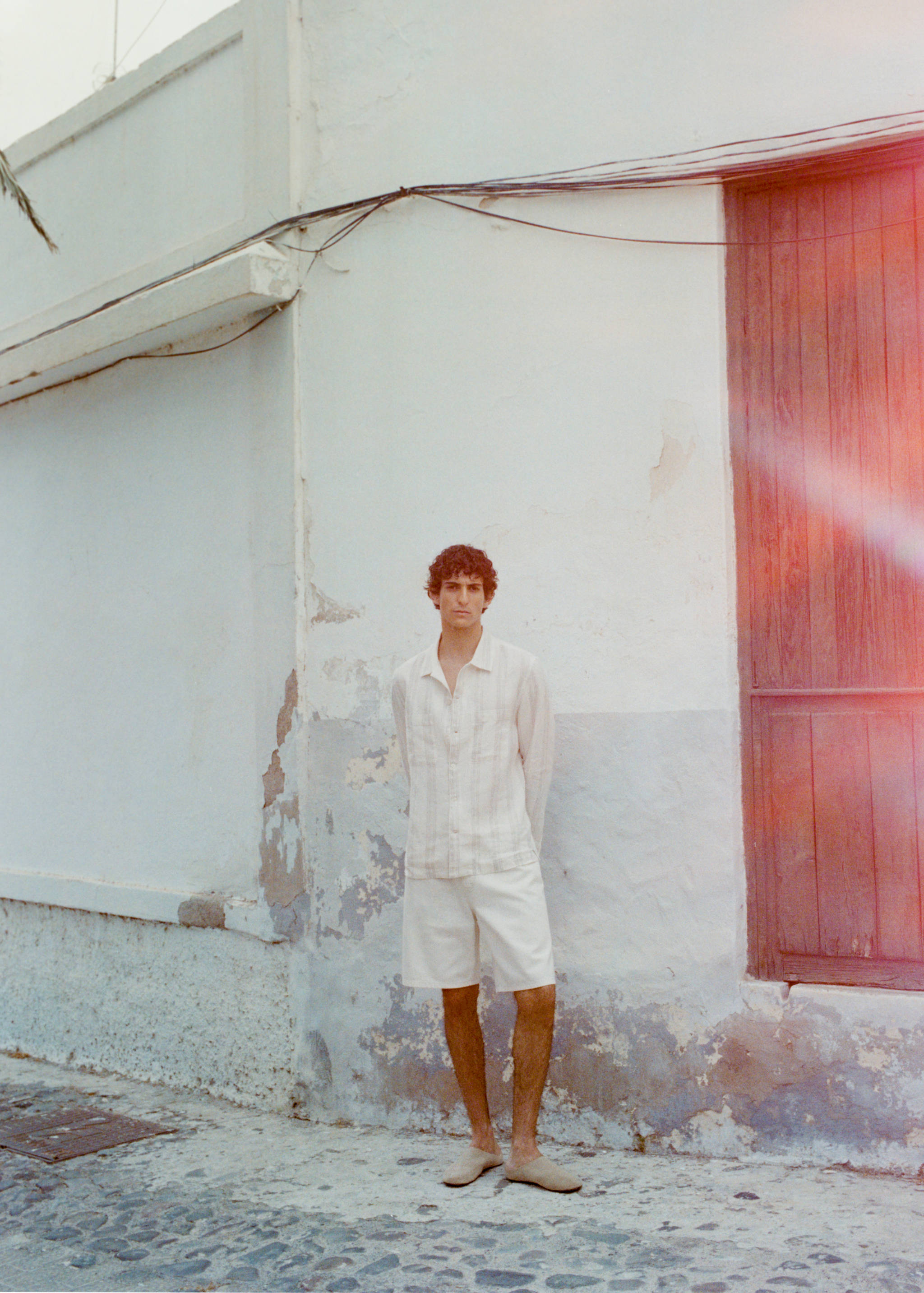 Denim relaxed-fit bermuda shorts - Details of the article 5