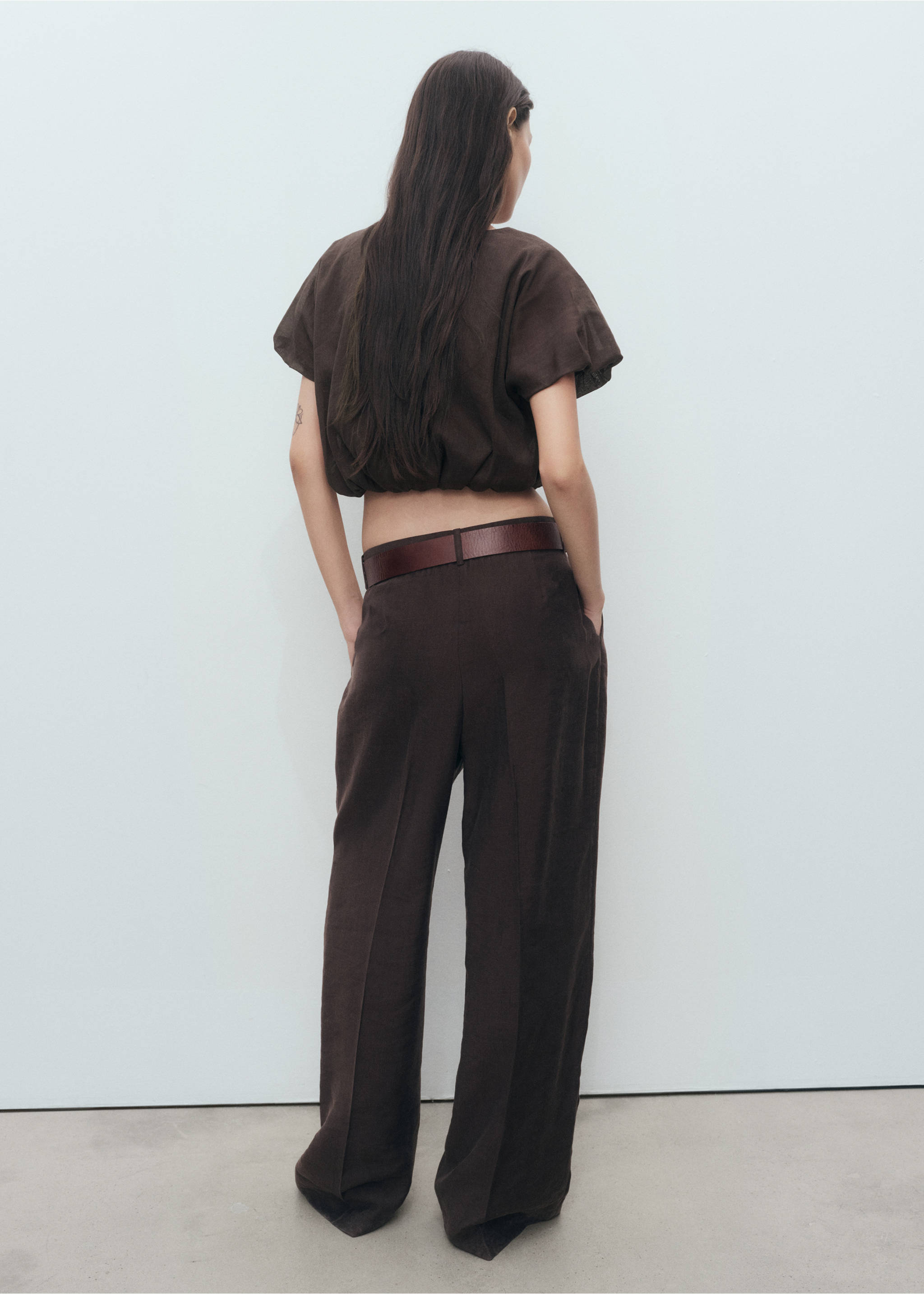 Chemisier en ramie court bouffant - Verso de l’article, Marron. Ref: 17012902-00.