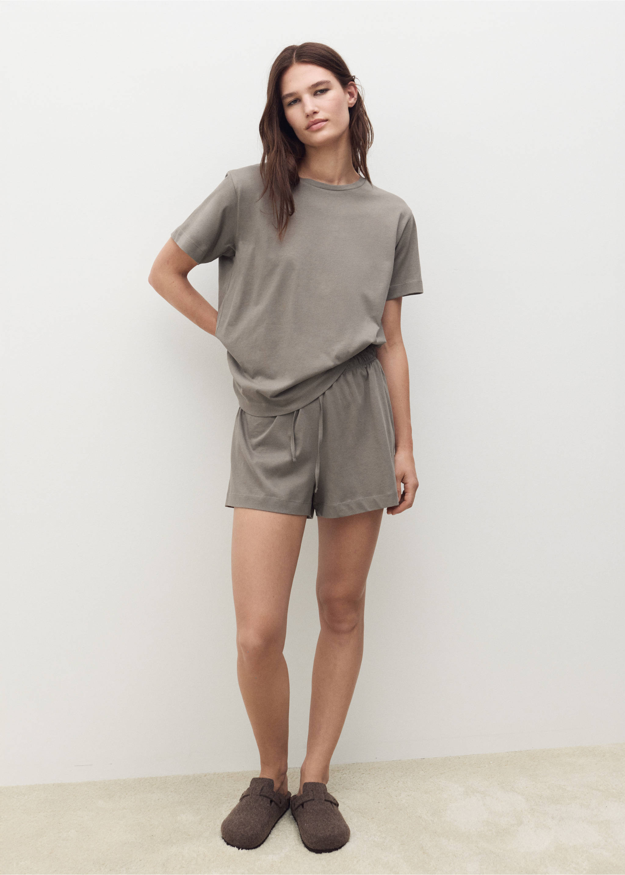 Cotton two-piece short-sleeved pyjamas - General plane, Medium Brown. Ref: 17012904-00.