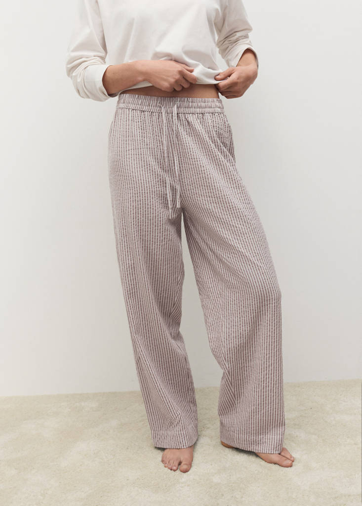 Seersucker striped two-piece pyjamas — Medium Brown