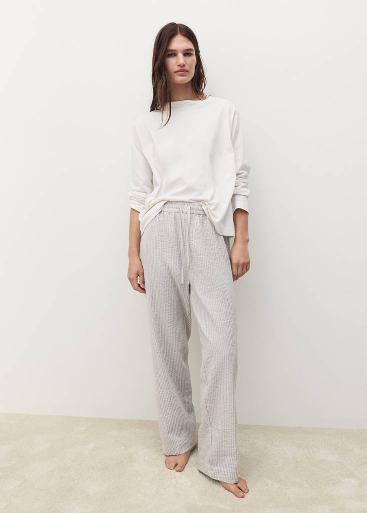 Seersucker striped two-piece pyjamas — Medium Brown
