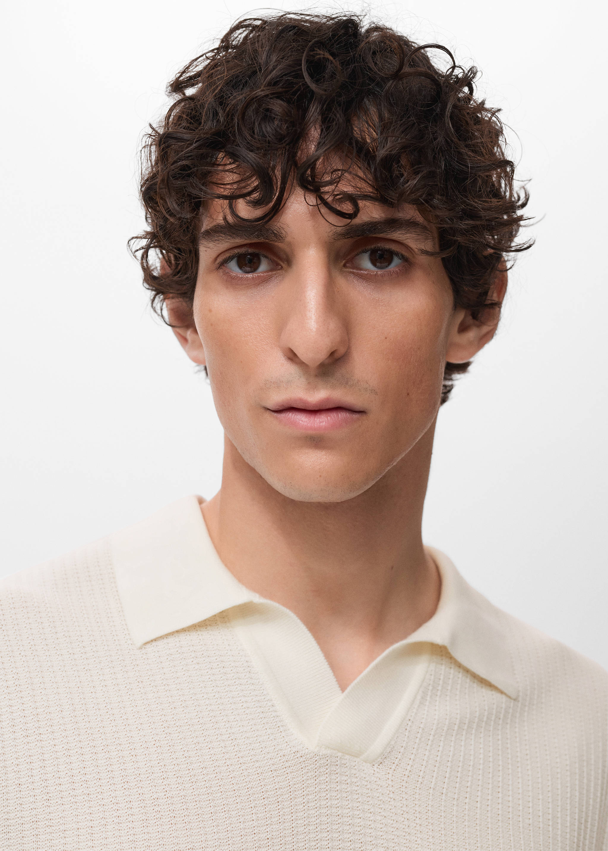 Structured cotton knitted polo shirt - Details of the article 1