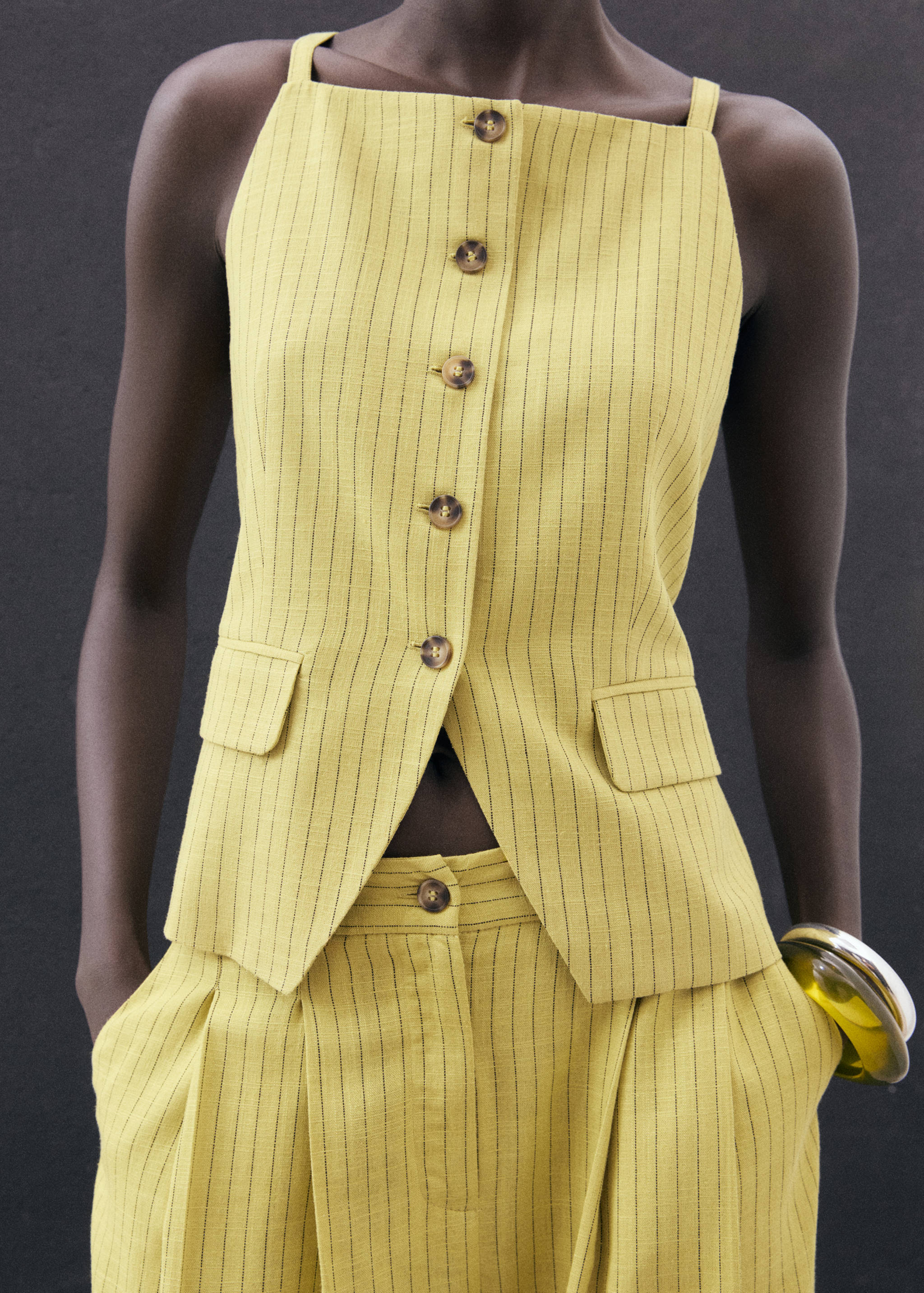 Buttons striped top - Medium plane