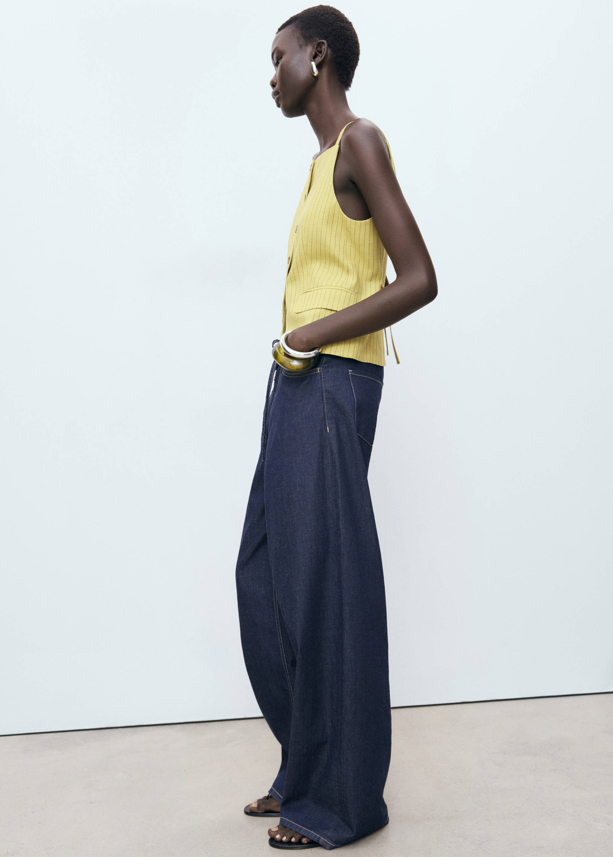 Buttons striped top - Details of the article 6