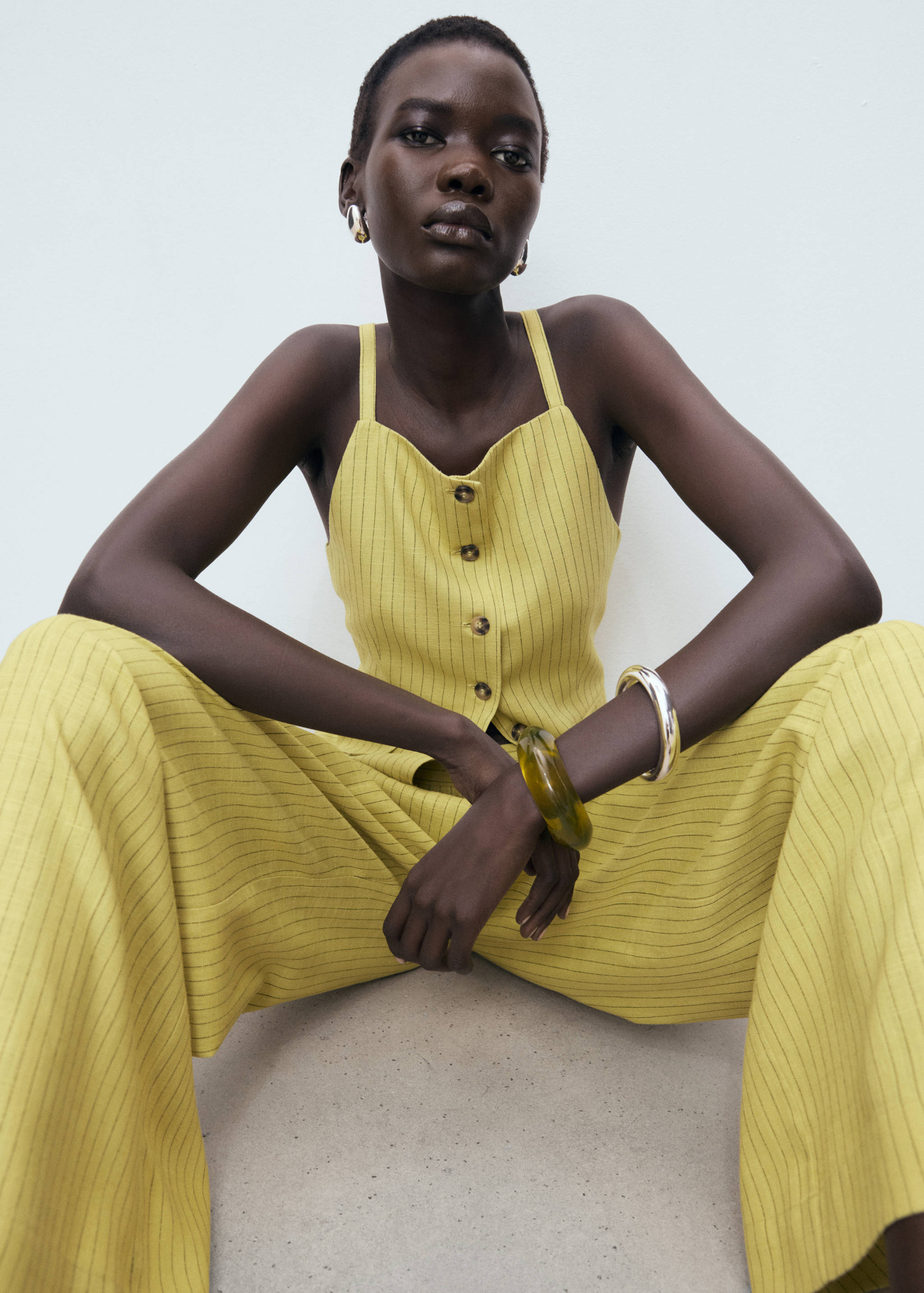 Buttons striped top - Details of the article 2