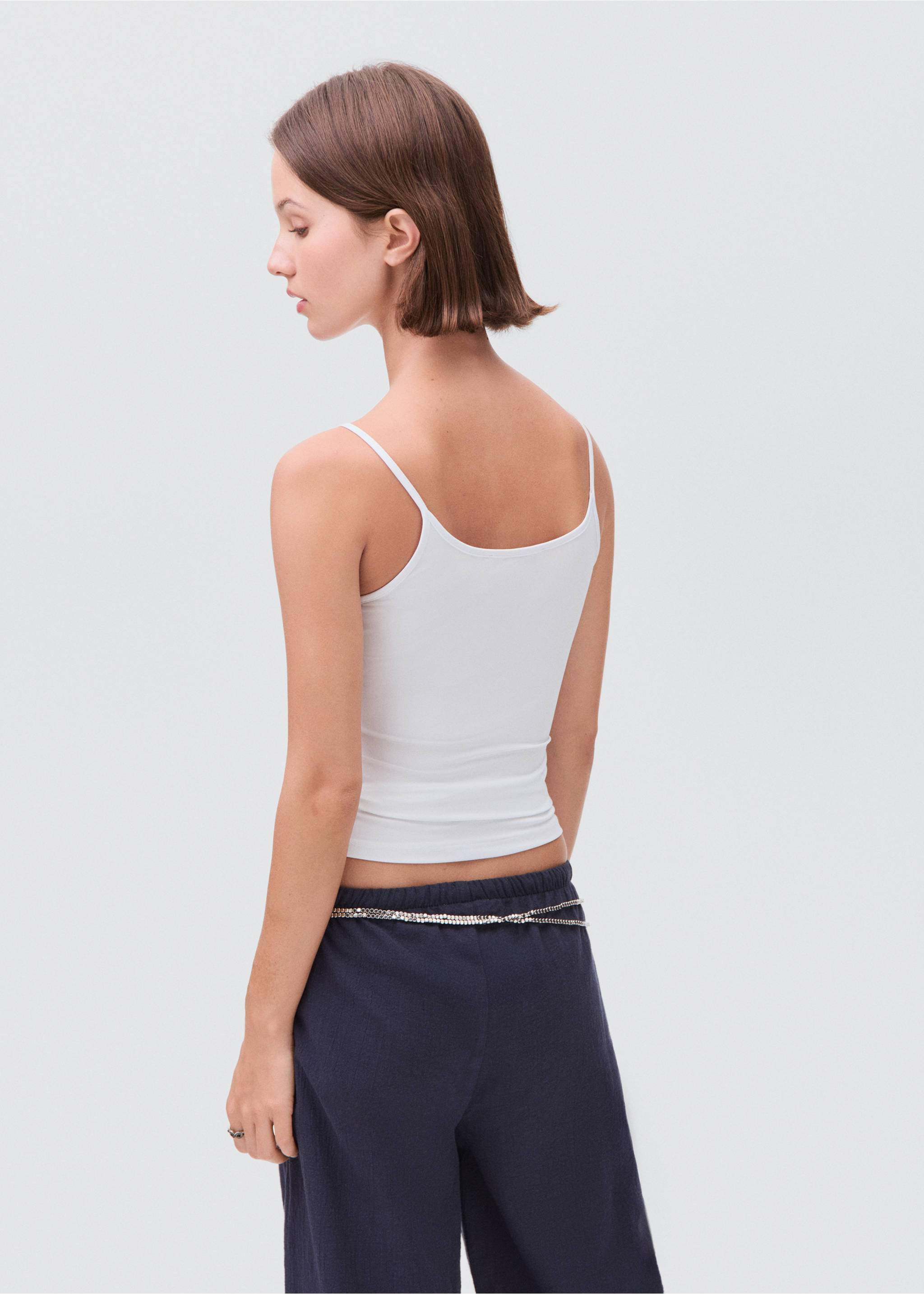 Однотонный топ на бретелях - Обратная сторона изделия, Грязно-белый. Ref: 17012908-00.