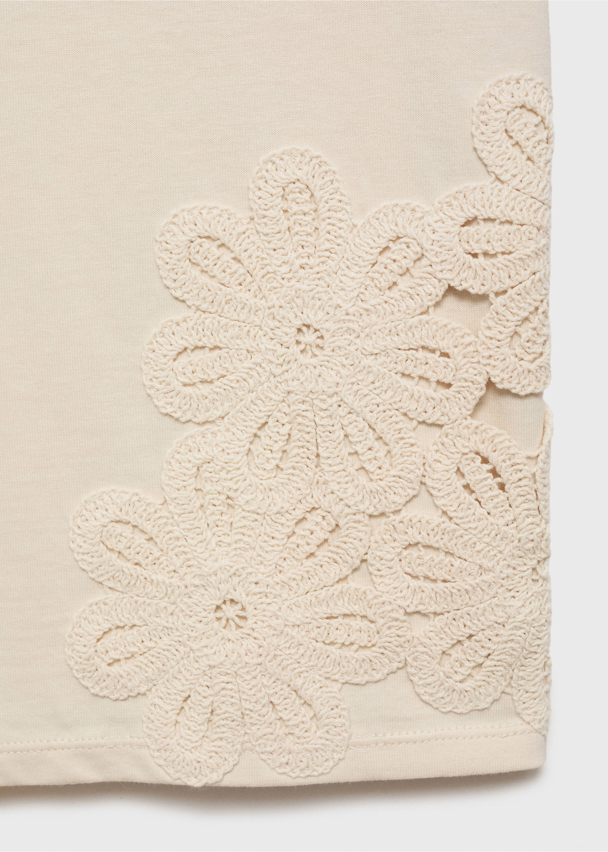 Floral-embroidered cotton t-shirt - Details of the article 0, Ecru. Ref: 17012910-00.