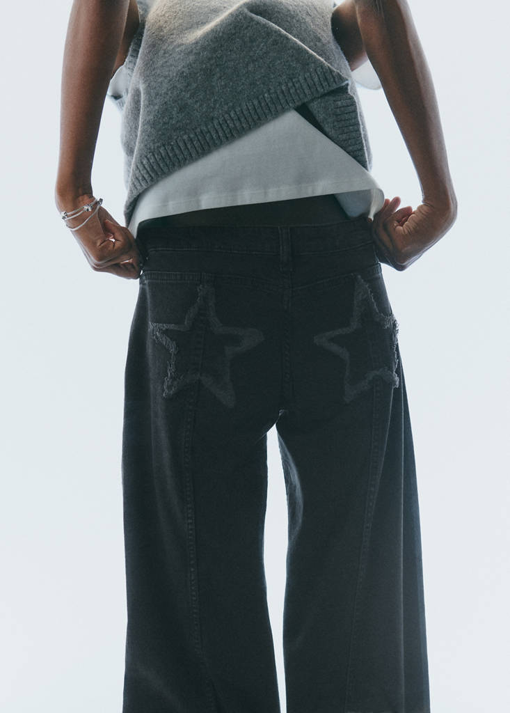 Straight jeans with stars — Black denim