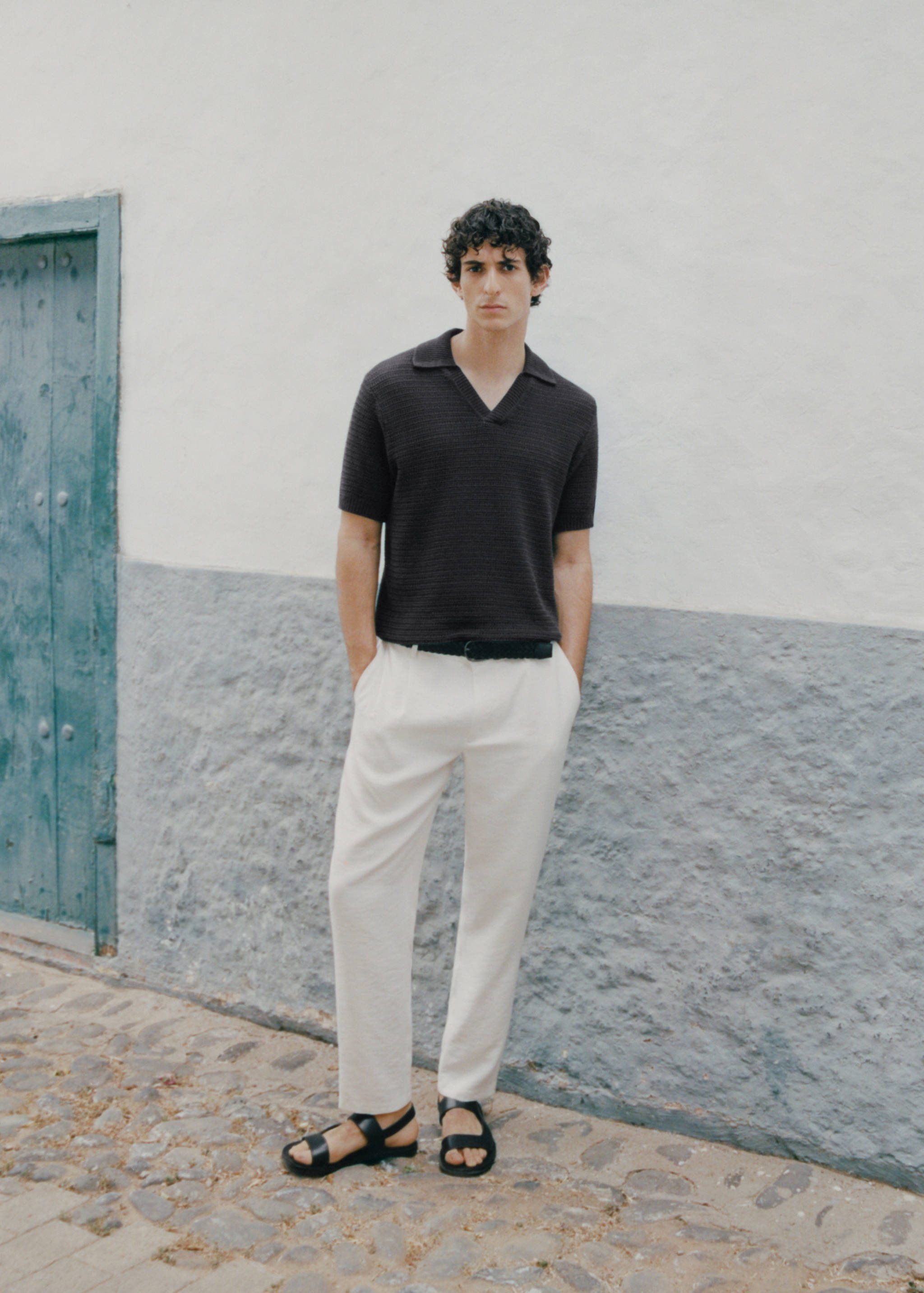 Straight-fit pleated trousers - Details of the article 5