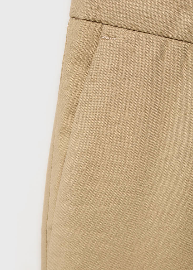 Straight-fit pleated trousers — Beige
