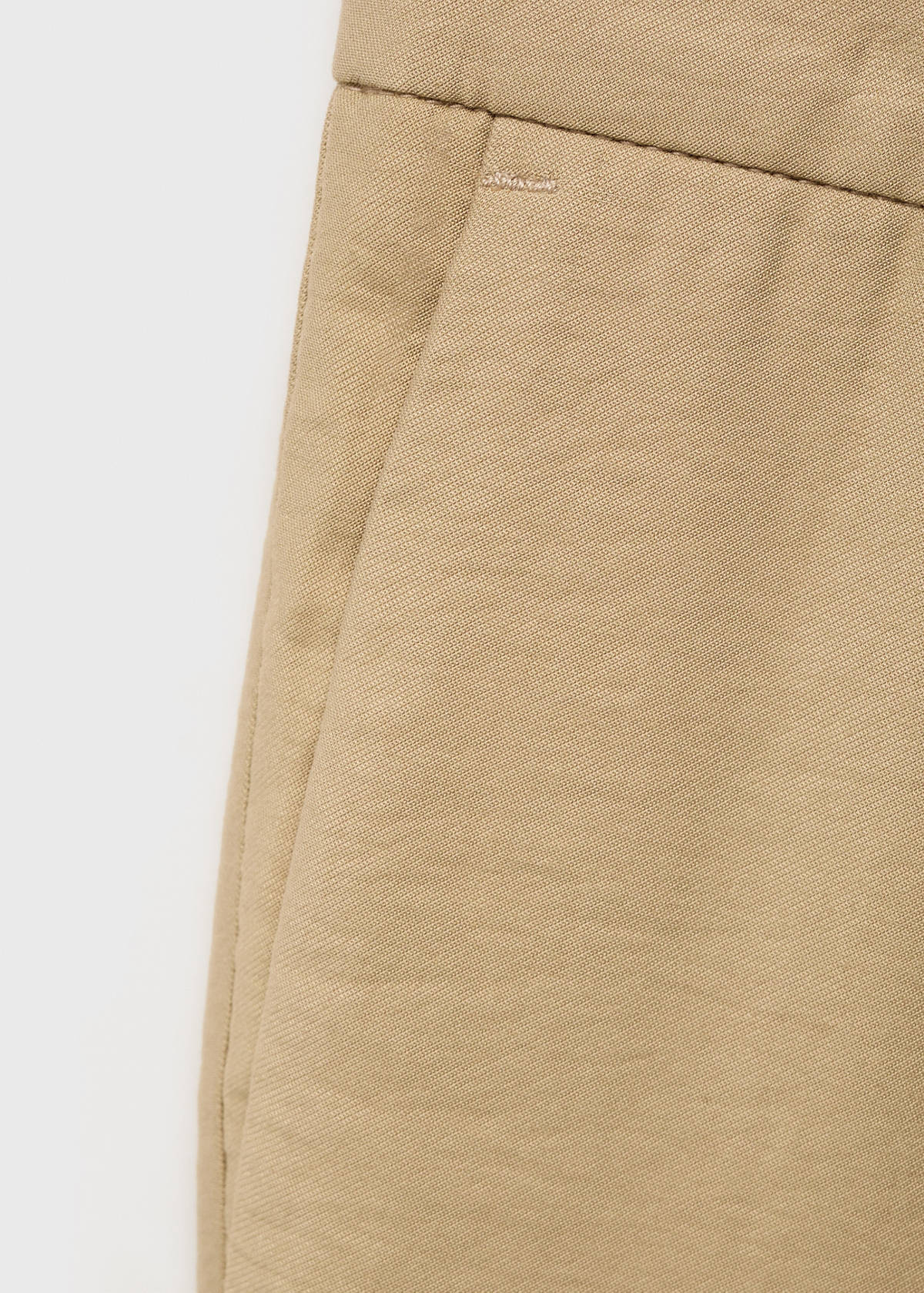 Straight-fit pleated trousers — Beige