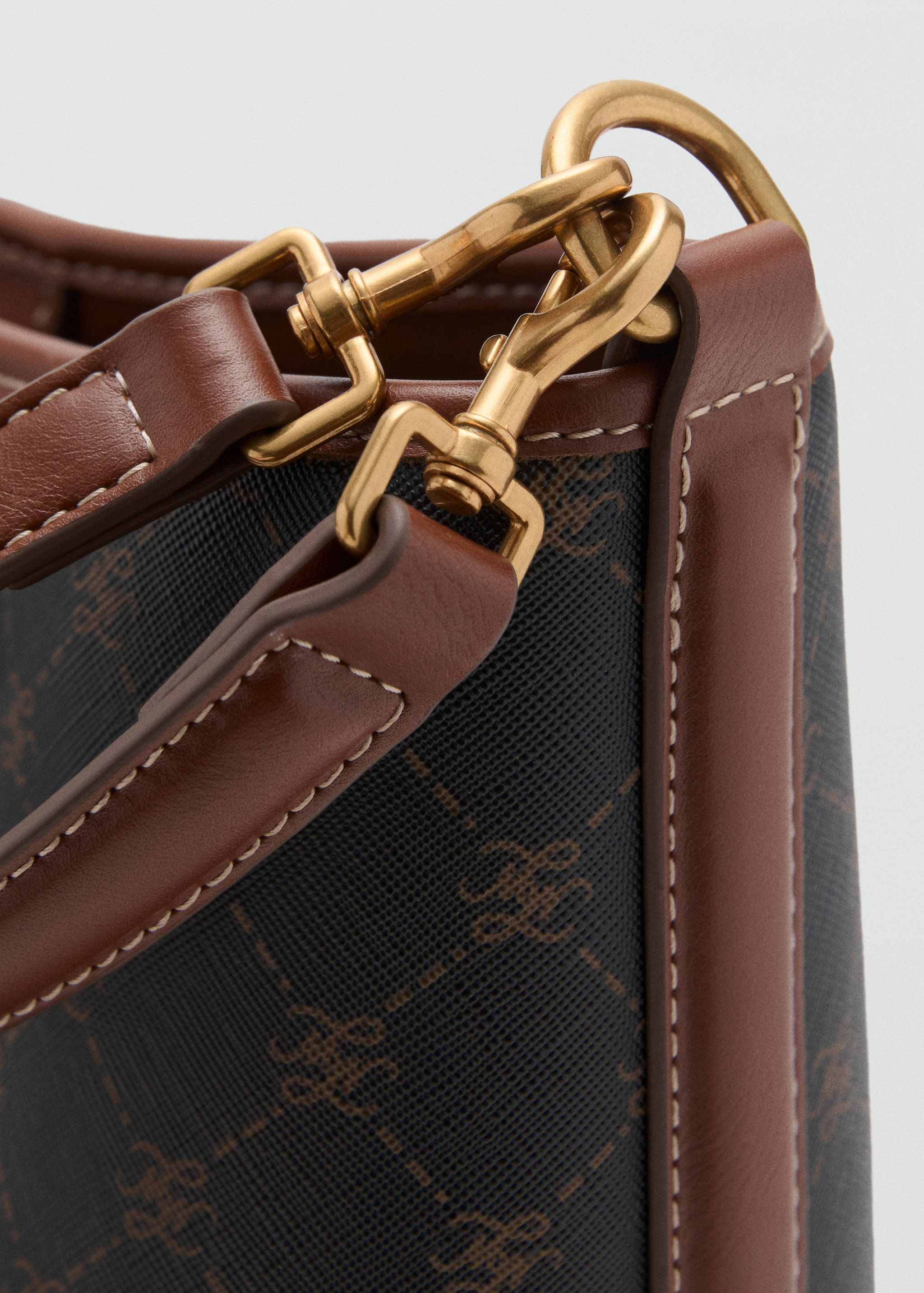 Large bucket bag - Details of the article 2