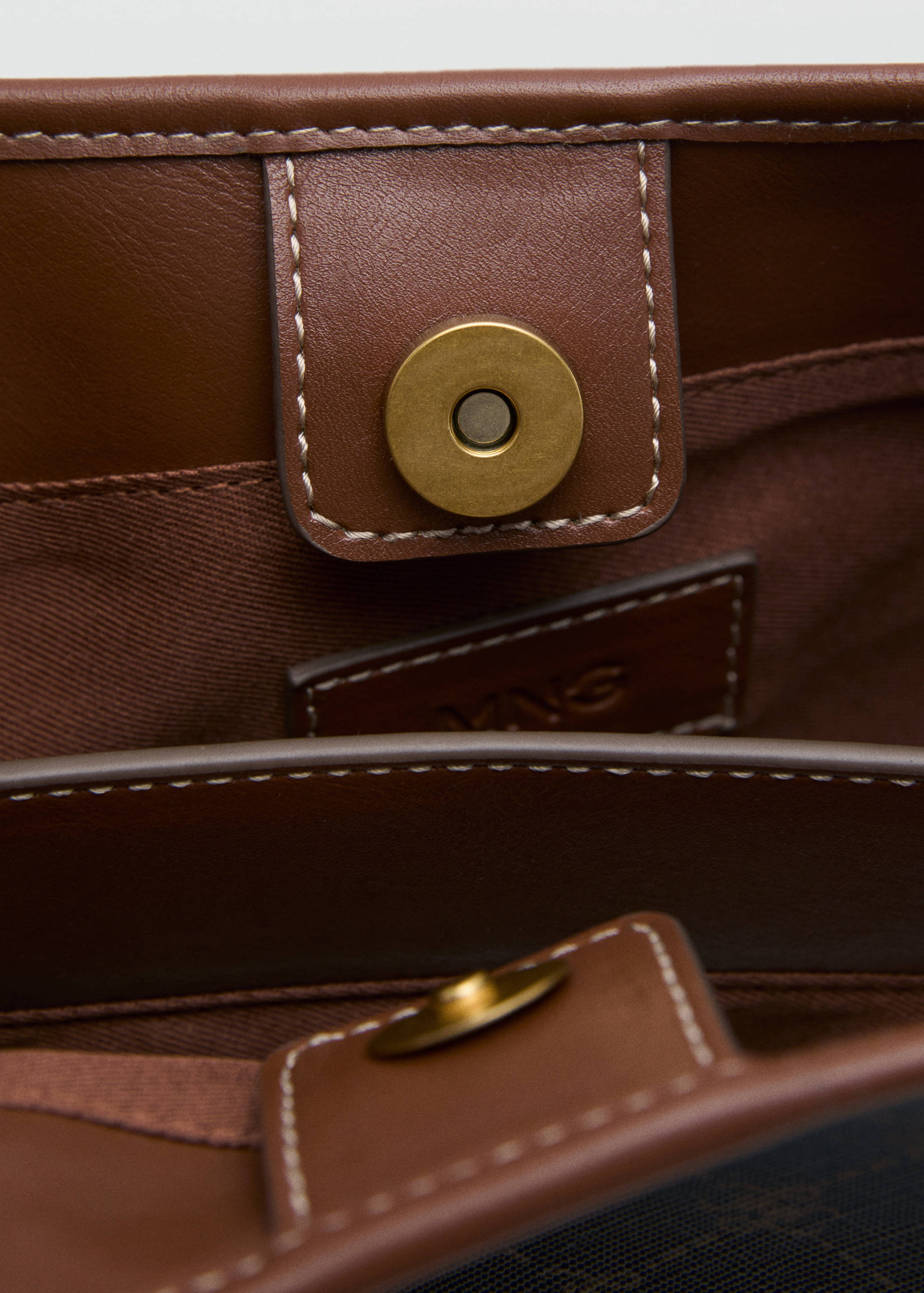 Large bucket bag - Details of the article 3