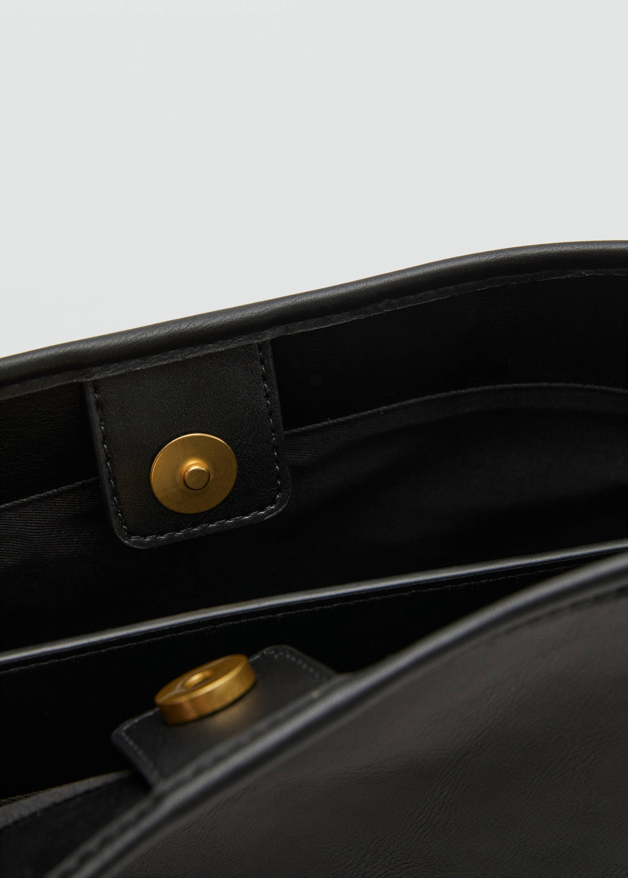 Large bucket bag - Details of the article 2