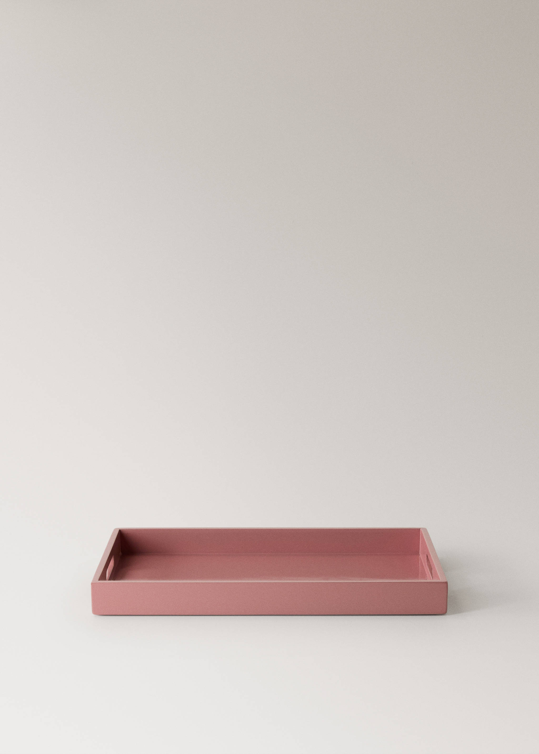 Middelgroot gekleurd gelakt decoratief dienblad - Artikel zonder model