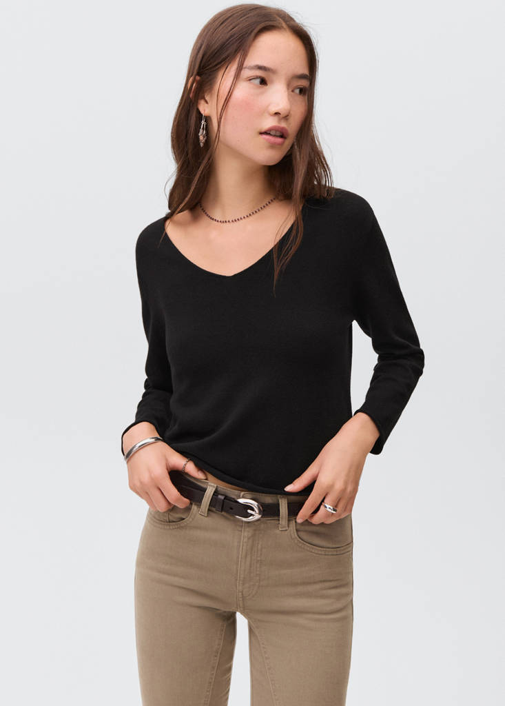 V-neck knit sweater — Charcoal