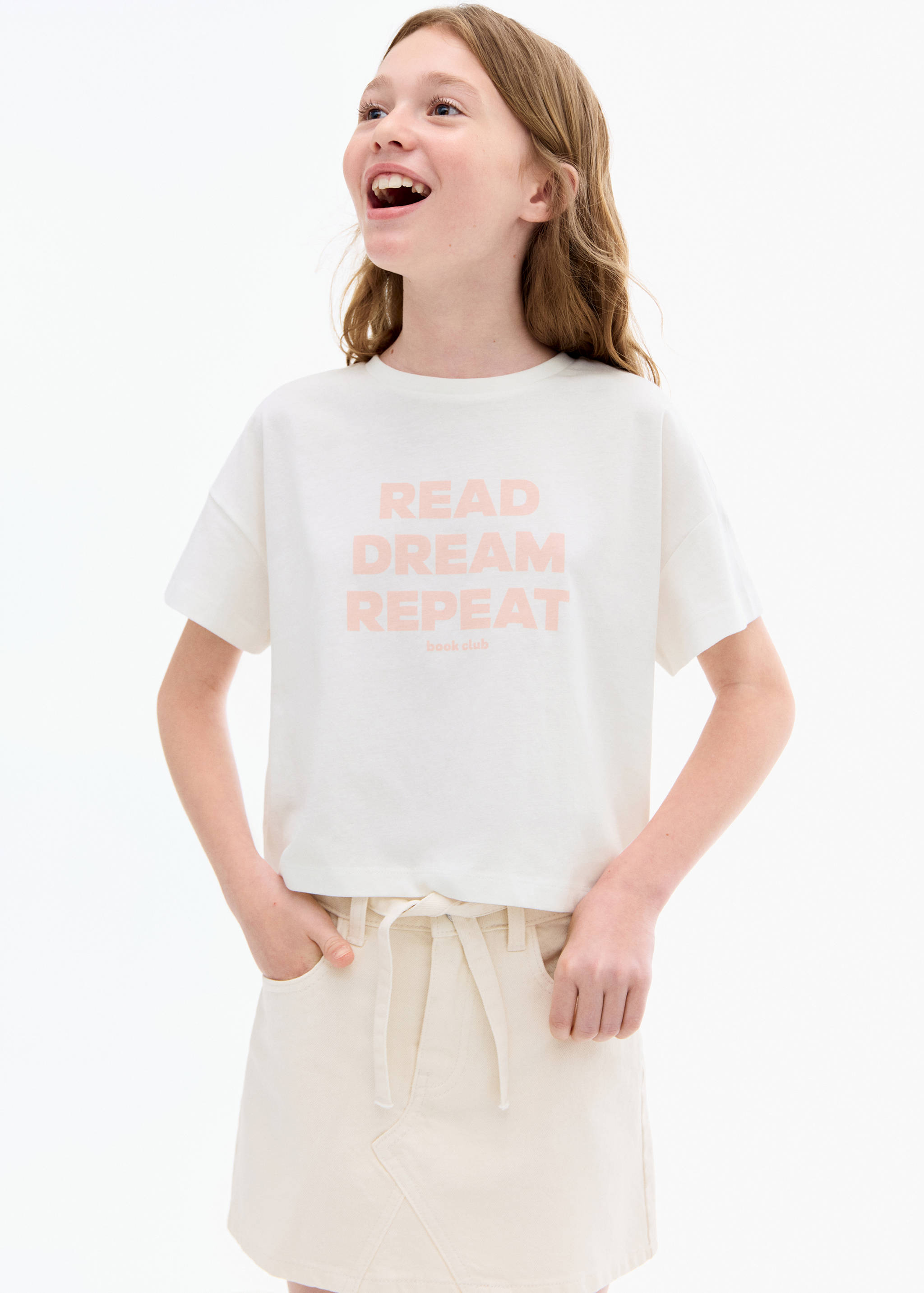 Kortärmad tryckt t-shirt - Bild av mittparti