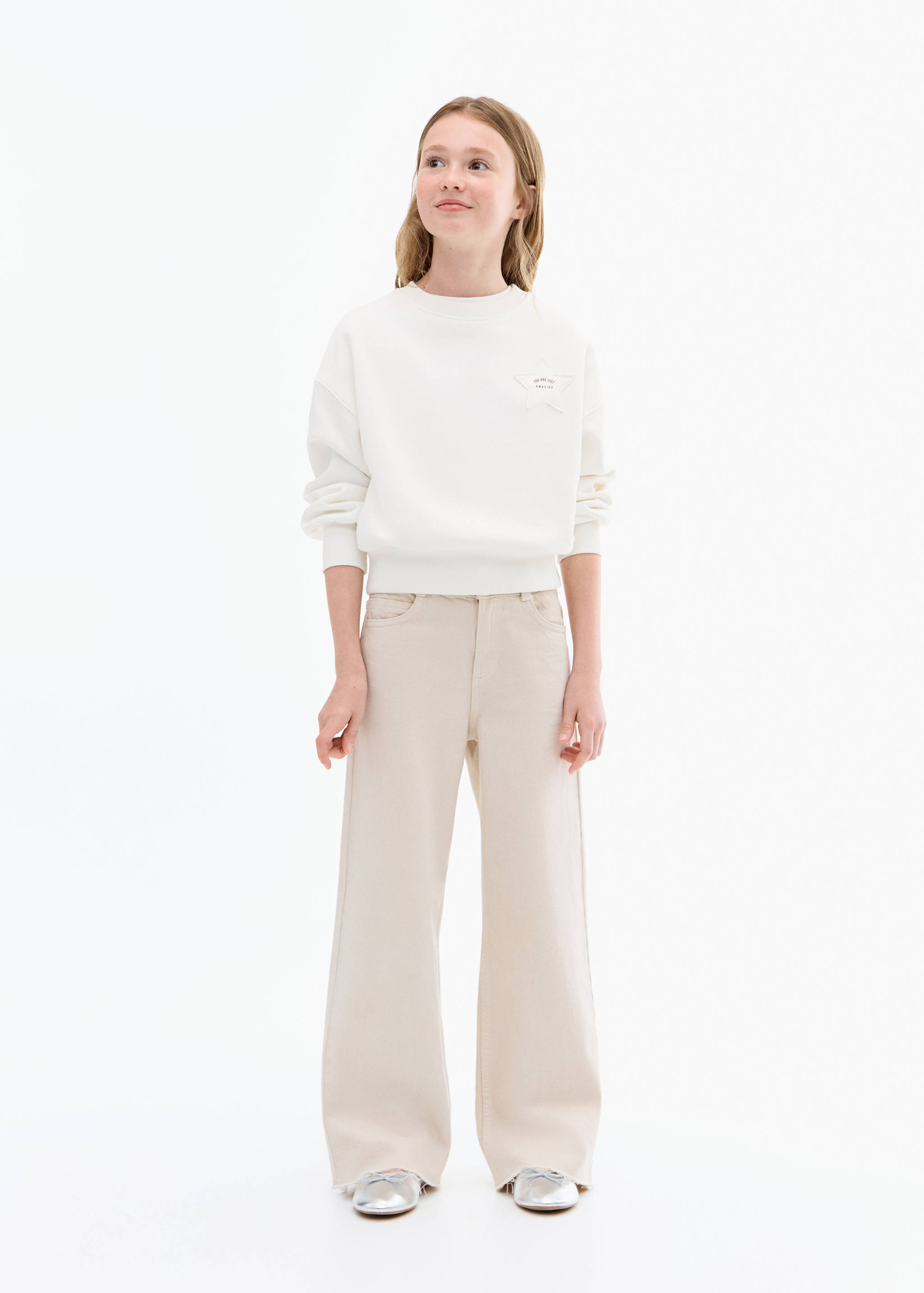 Sweat étoile brodée - Plan général