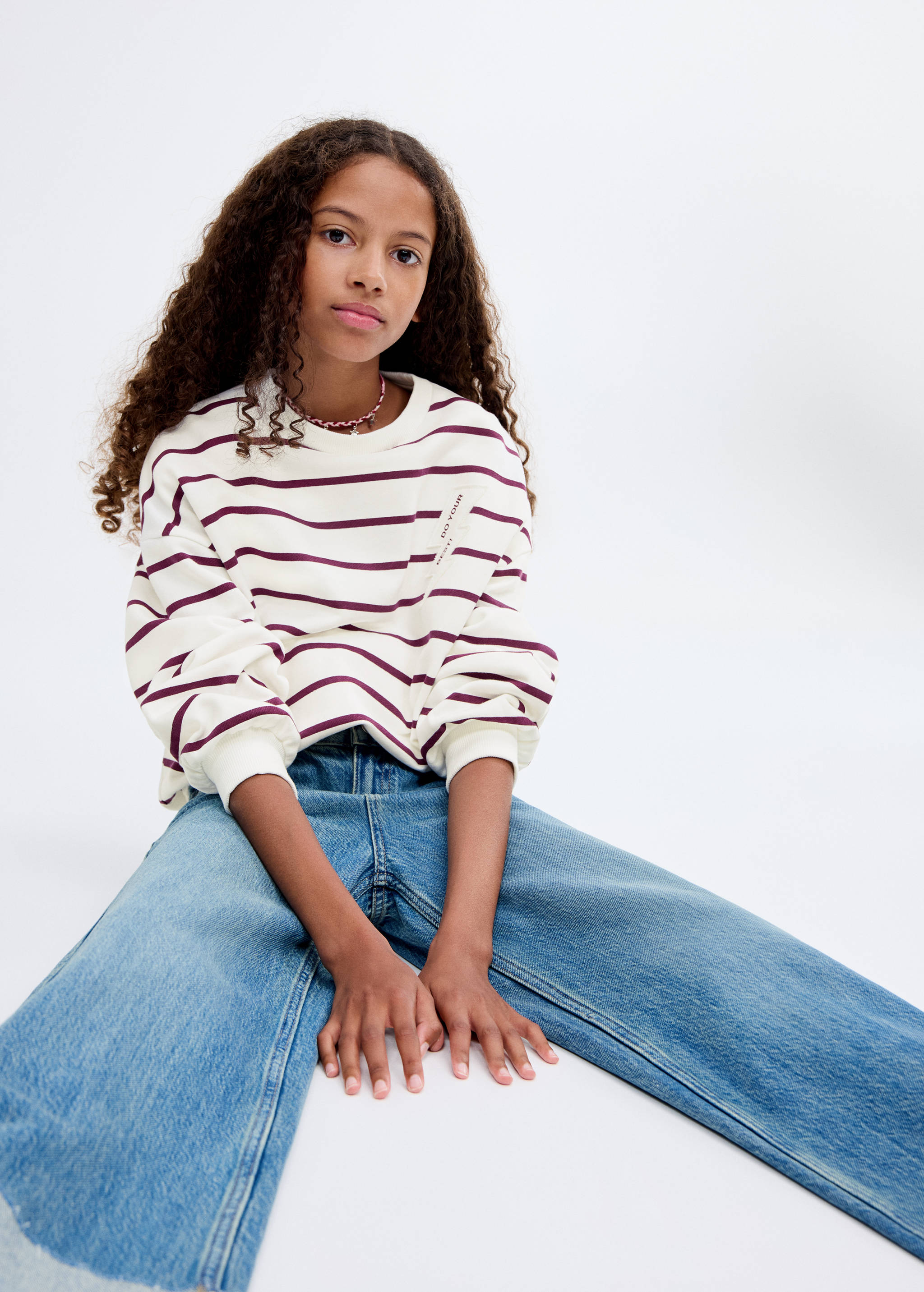 Sweat-shirt brodé rayures - Plan général